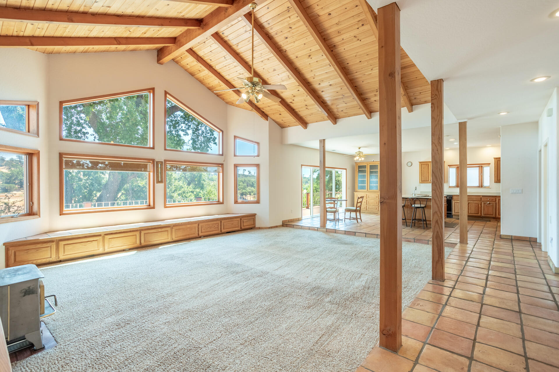 property viewer photo 14
