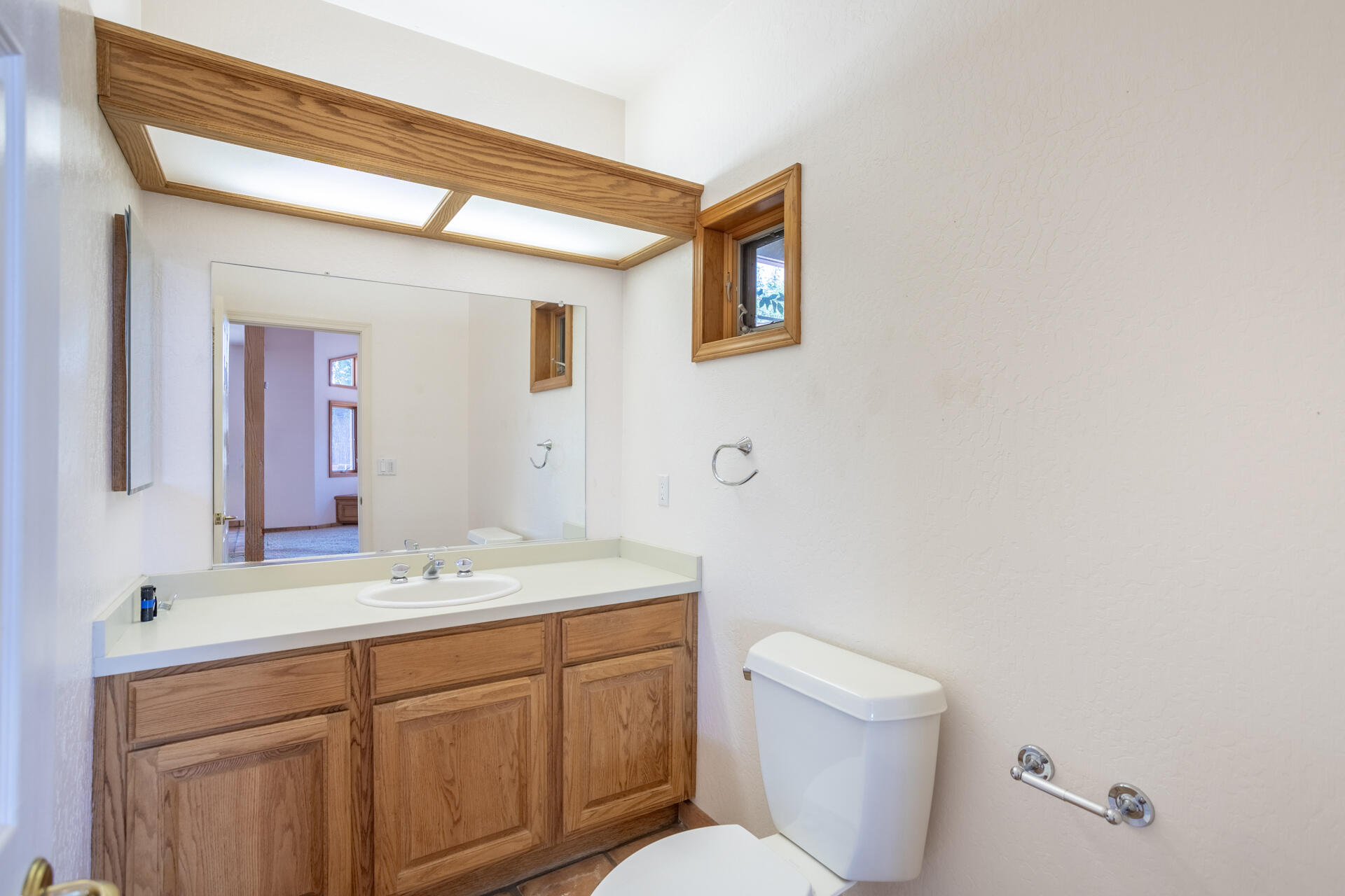 property viewer photo 25