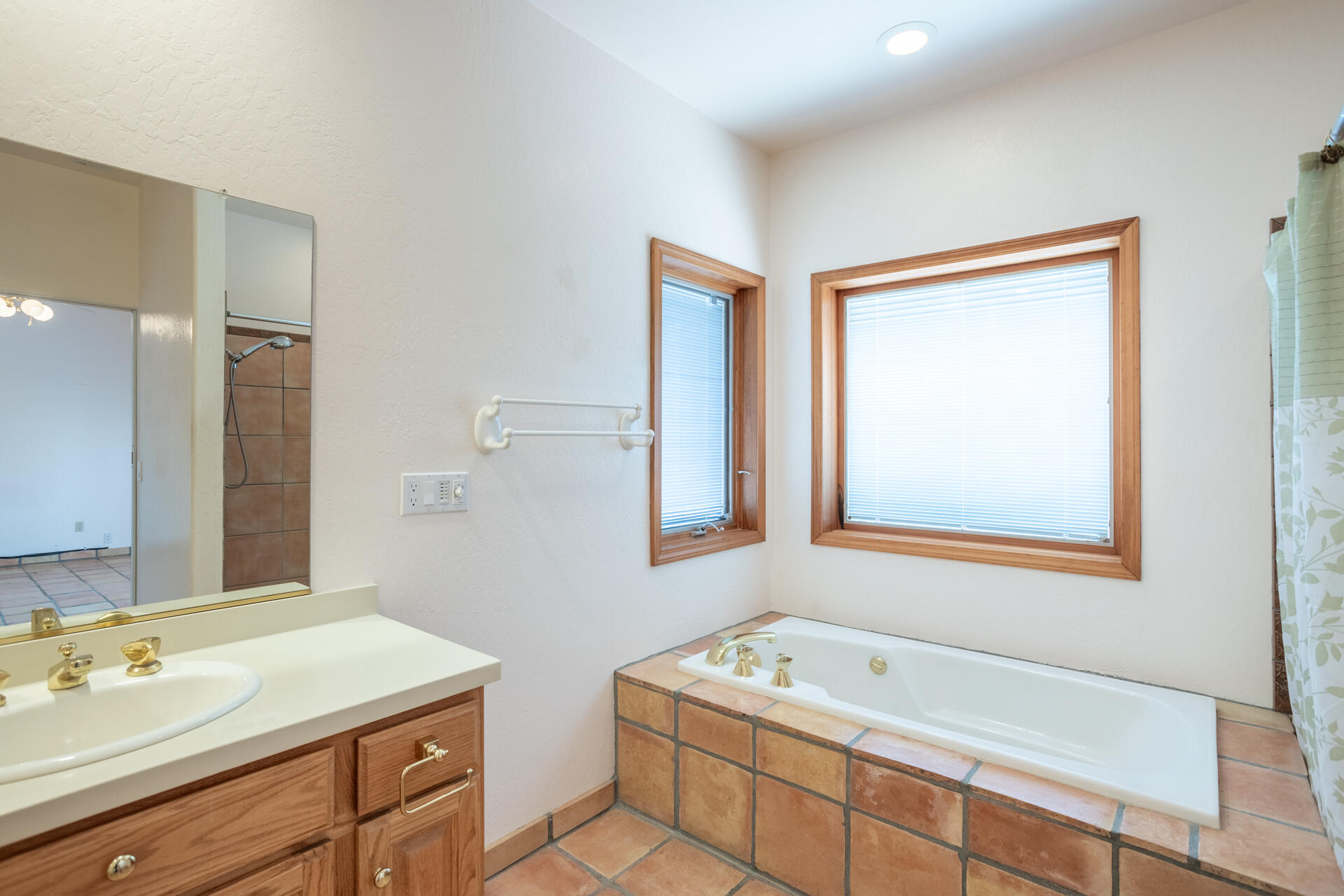 property viewer photo 30