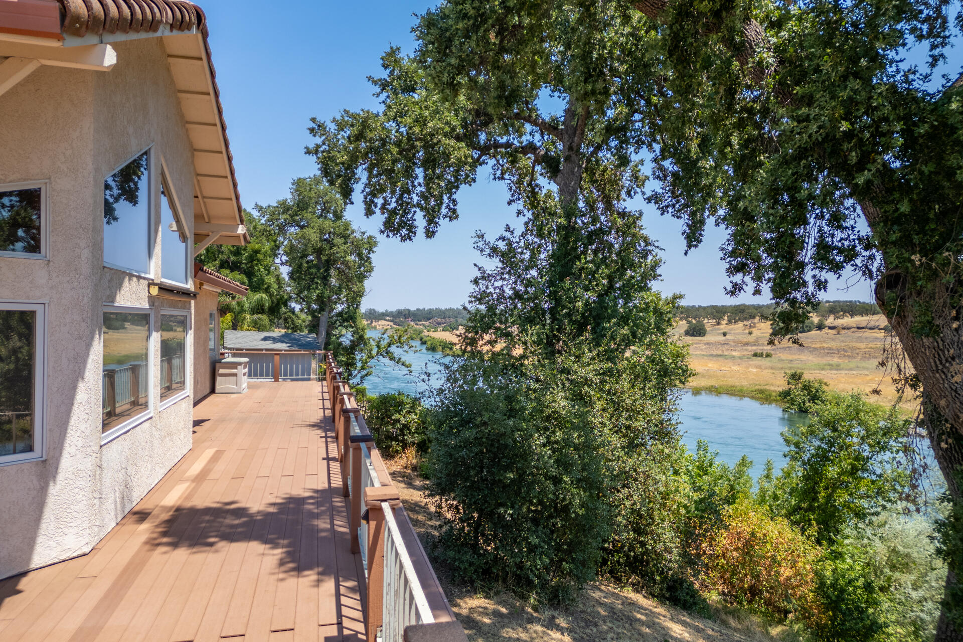 property viewer photo 4