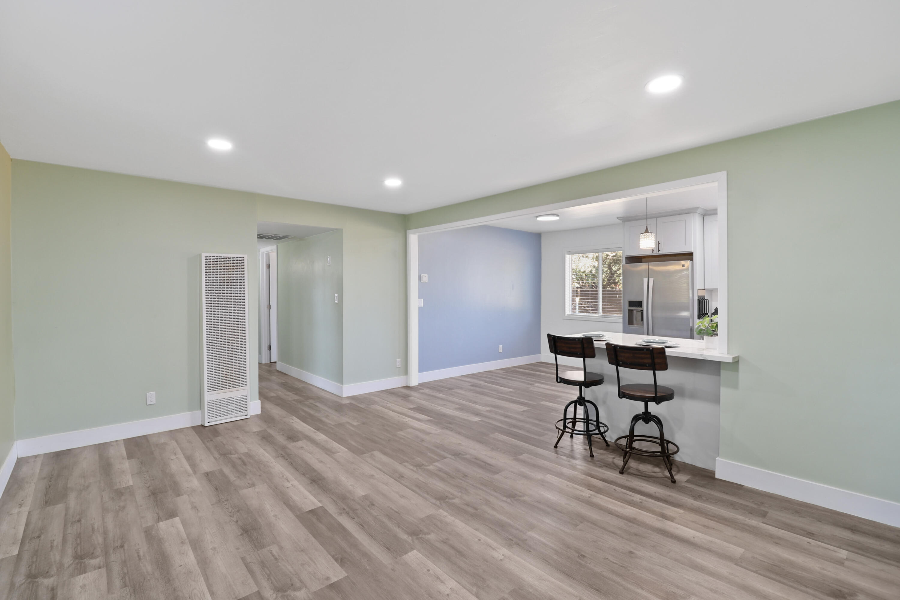 property viewer photo 12