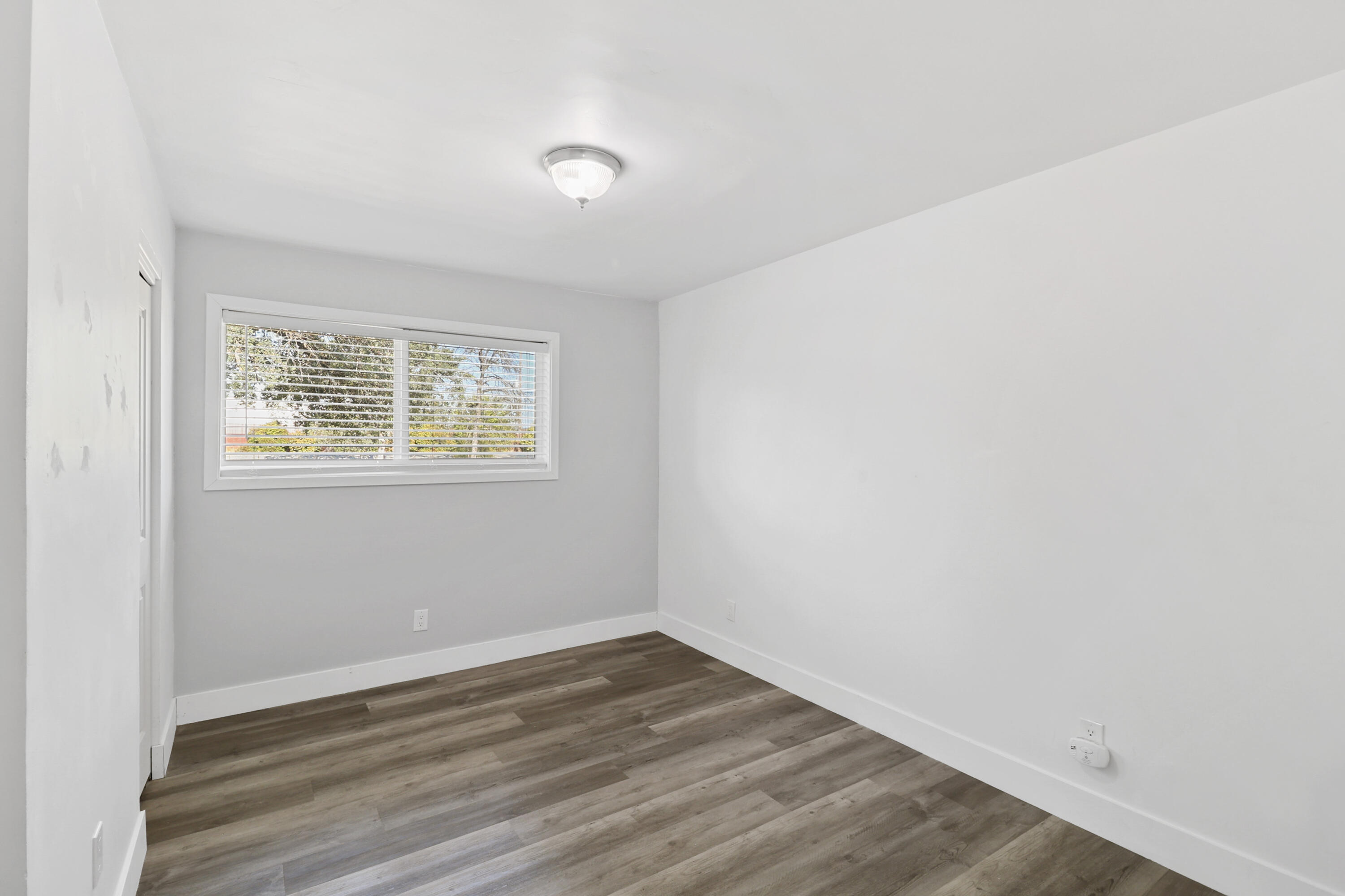 property viewer photo 21