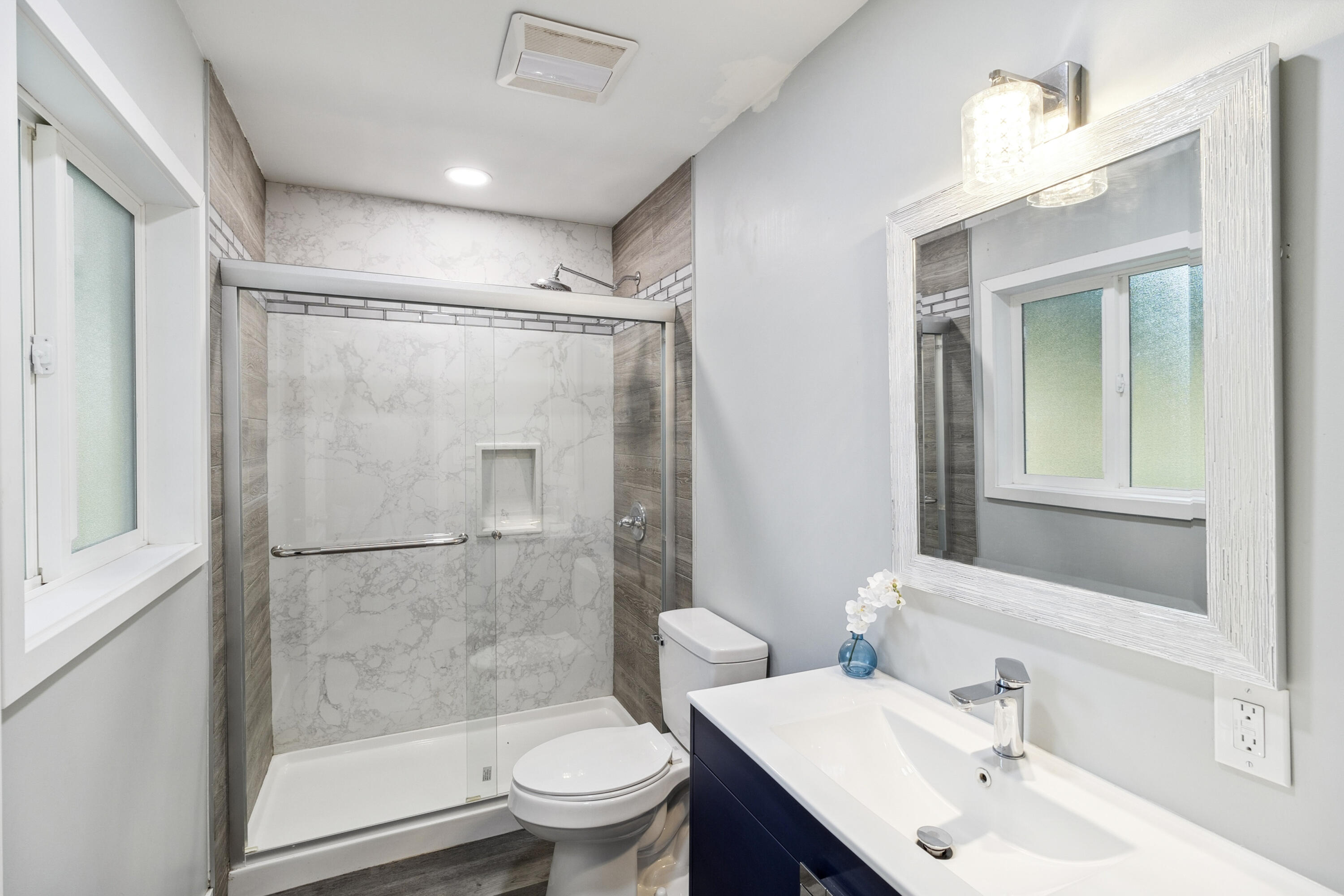 property viewer photo 23