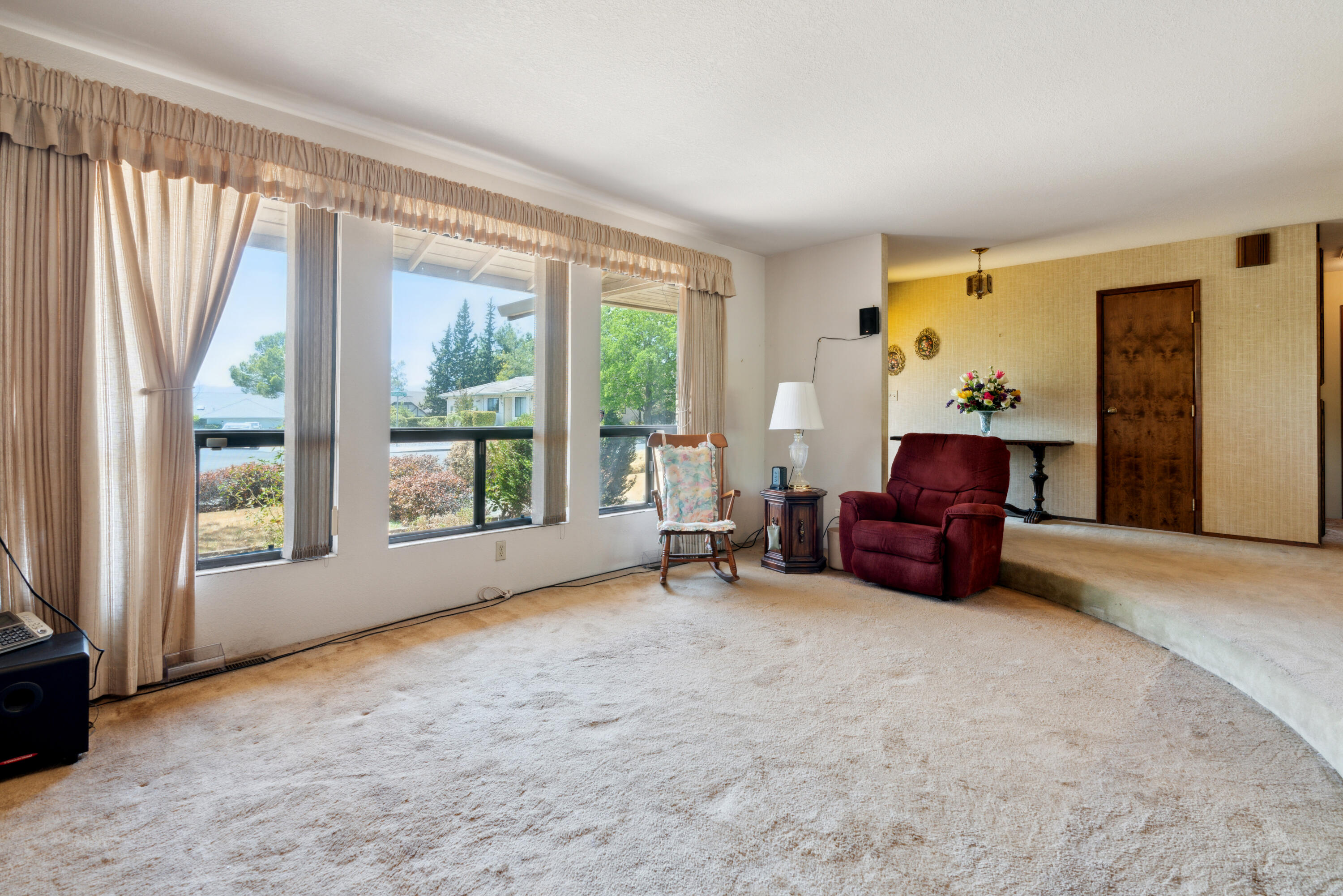 property viewer photo 11