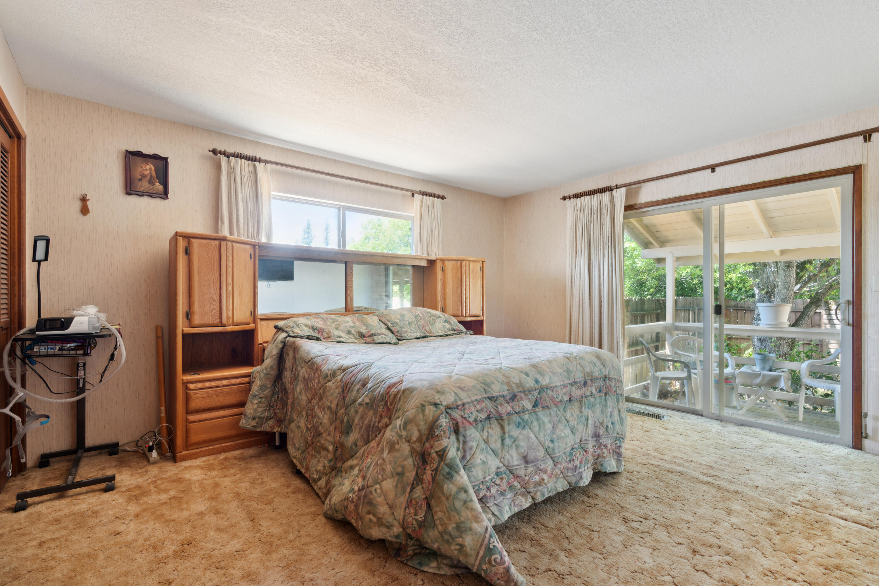 property viewer photo 16