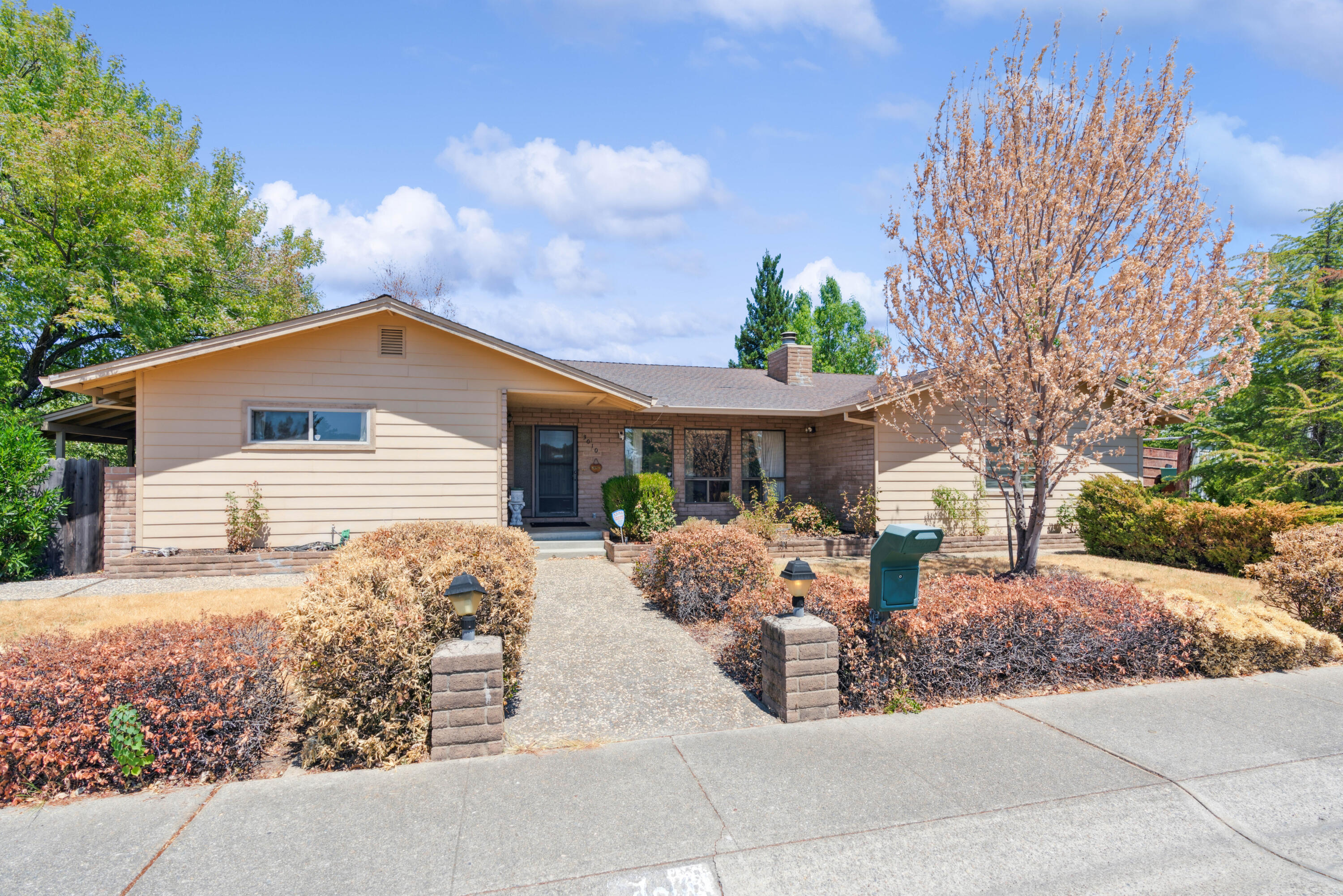 property viewer photo 36