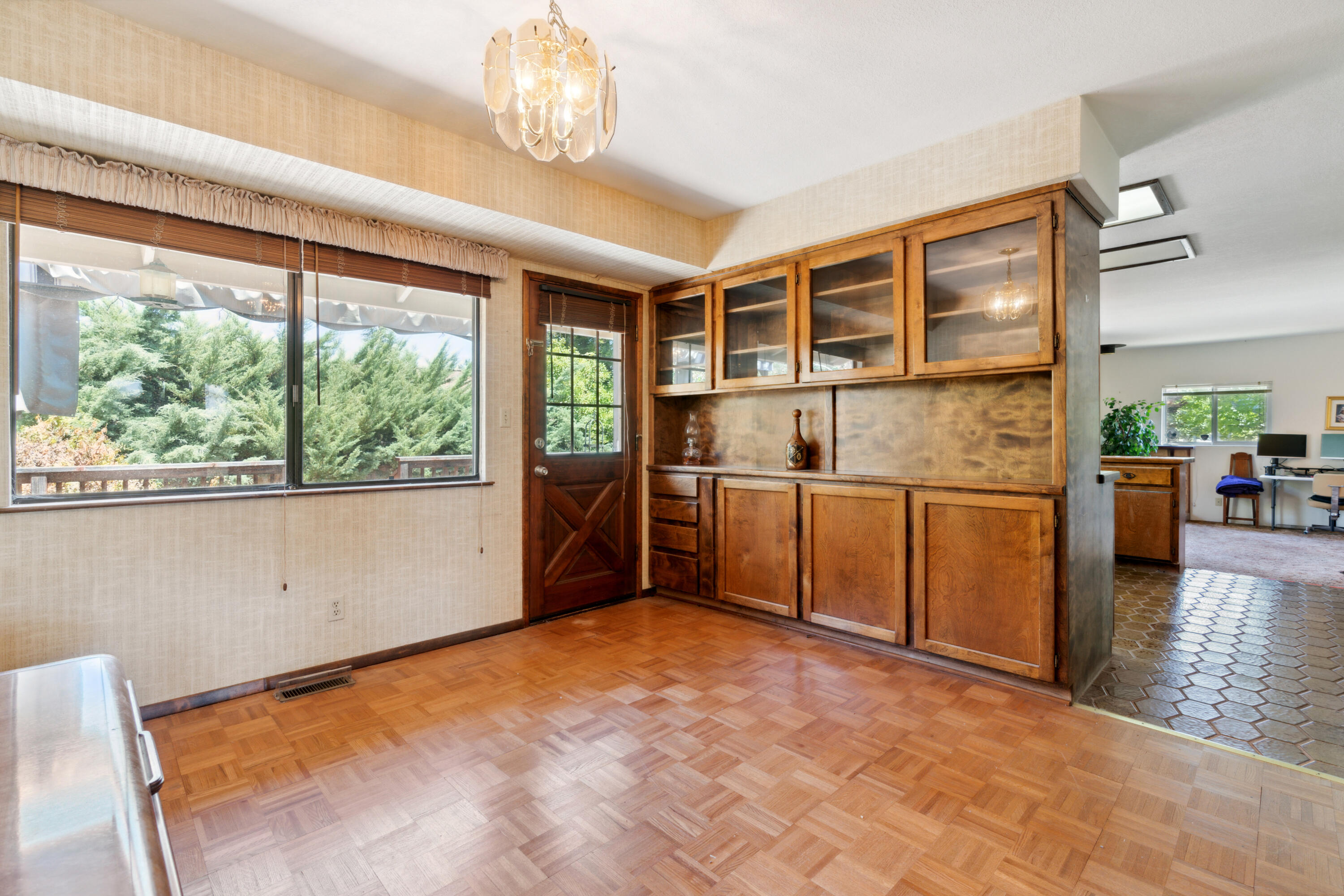 property viewer photo 8