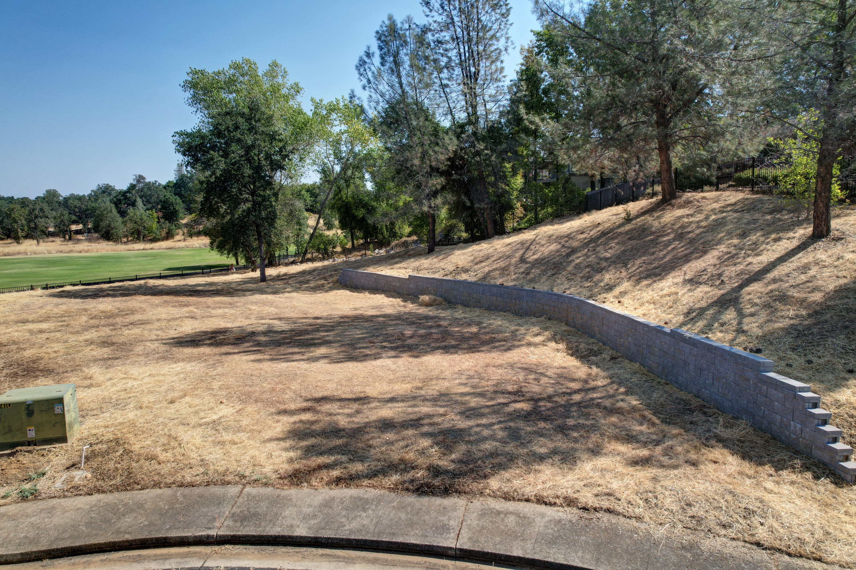 property viewer photo 6