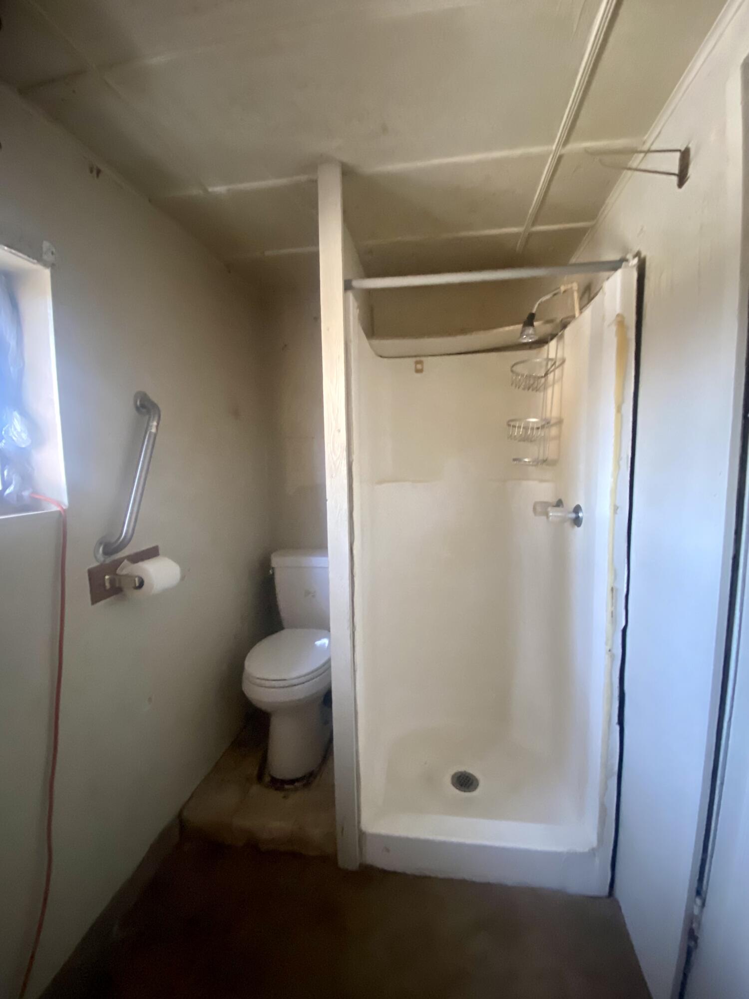 property viewer photo 4