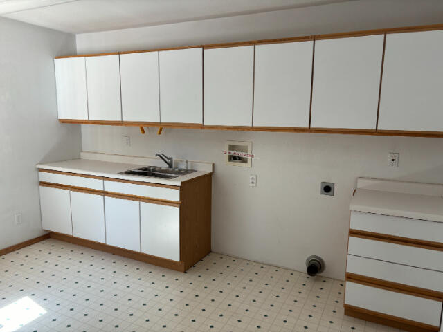 property viewer photo 7