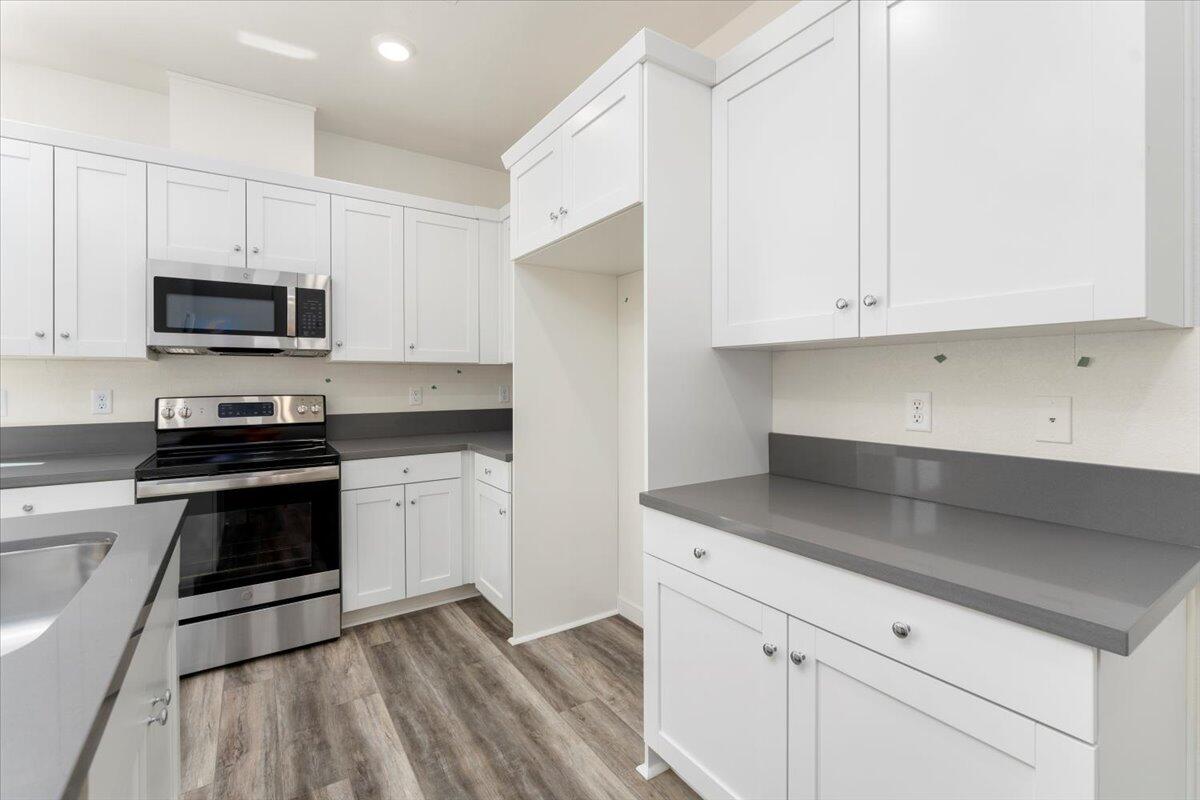 property viewer photo 10