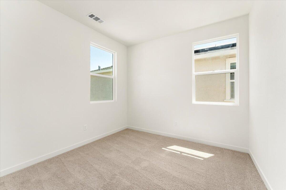 property viewer photo 27