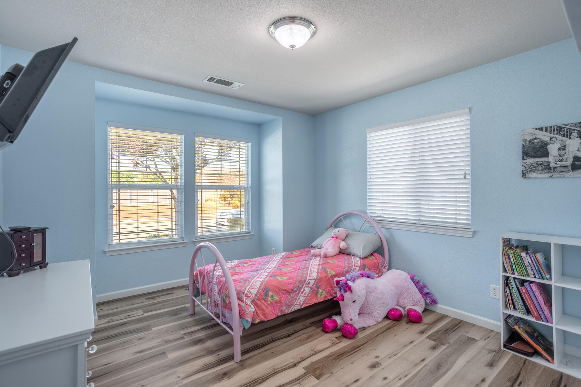 property viewer photo 10