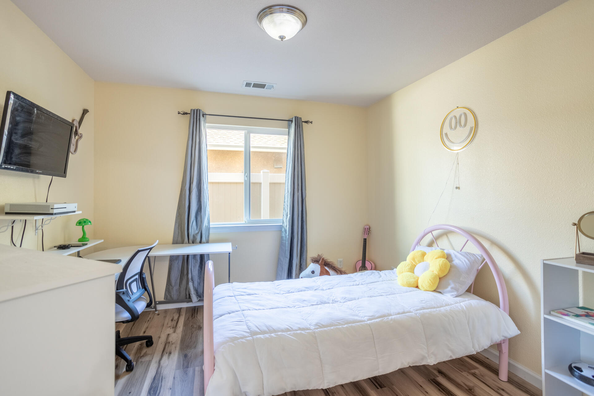 property viewer photo 12