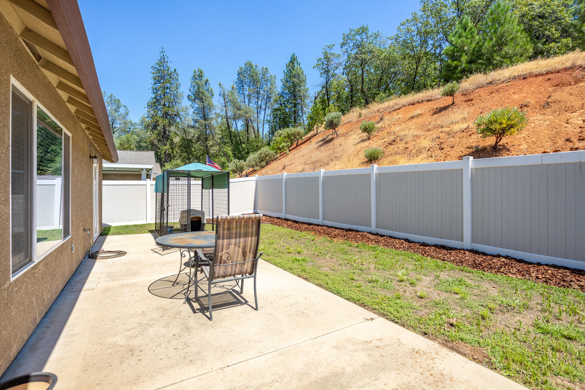 property viewer photo 15