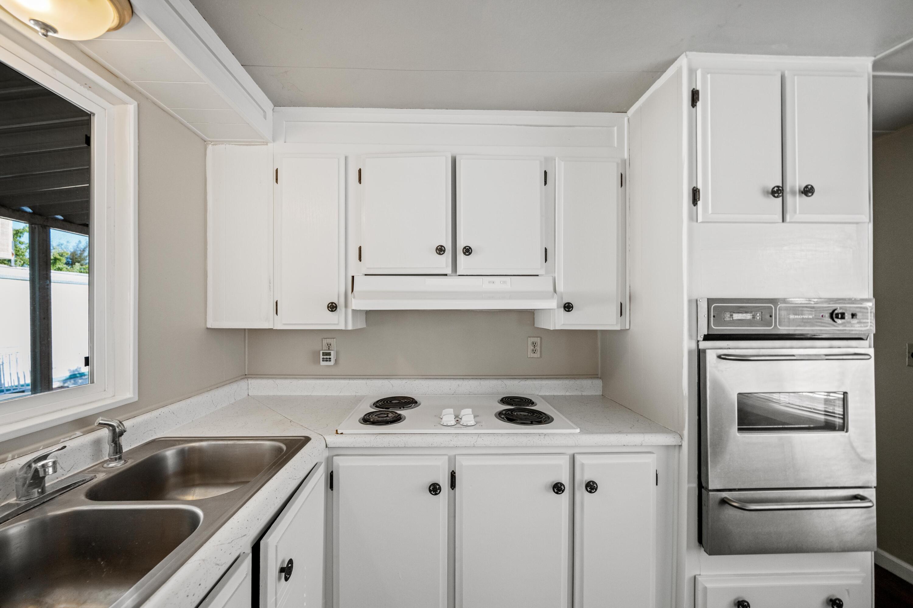 property viewer photo 4