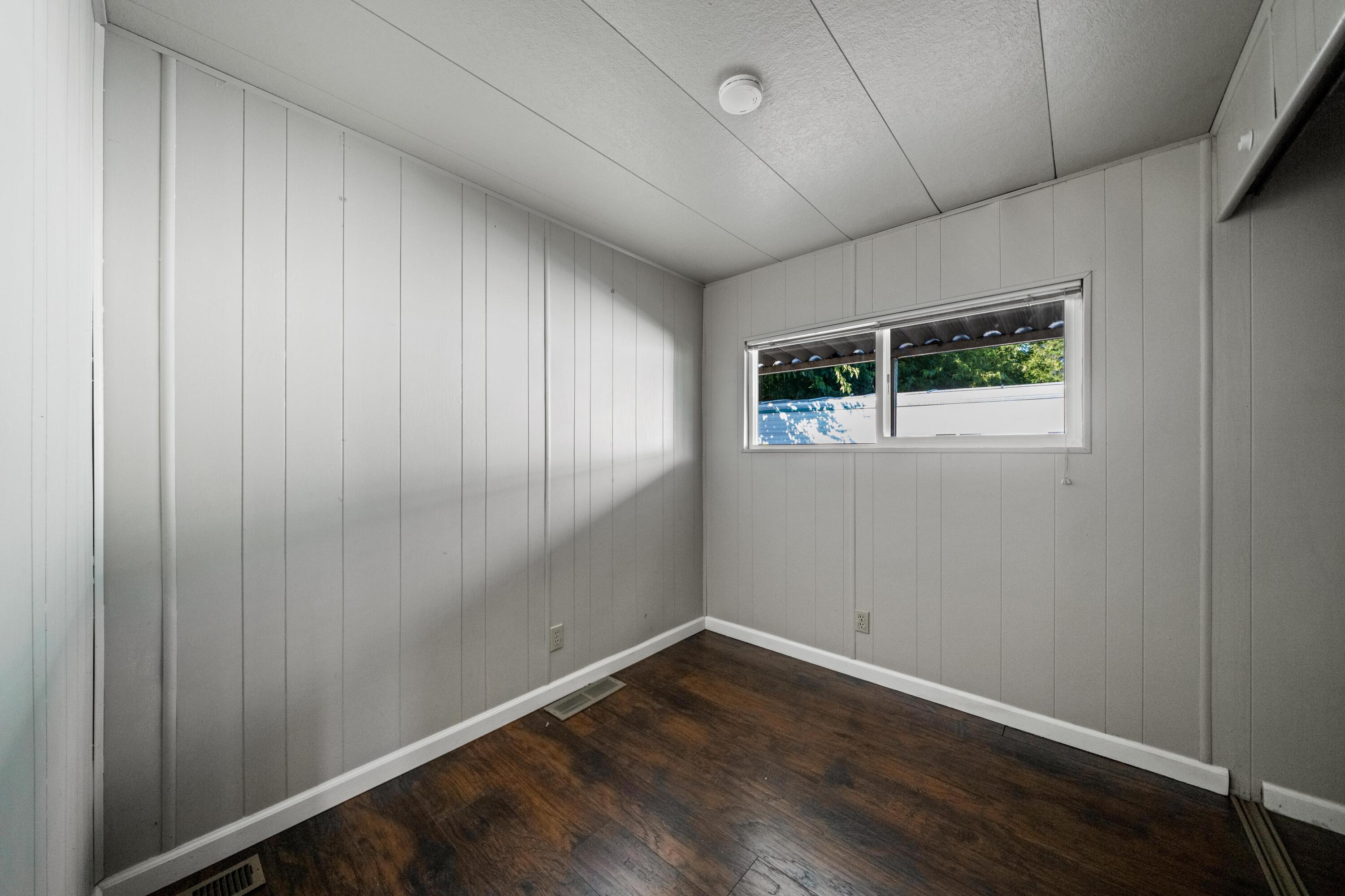 property viewer photo 8