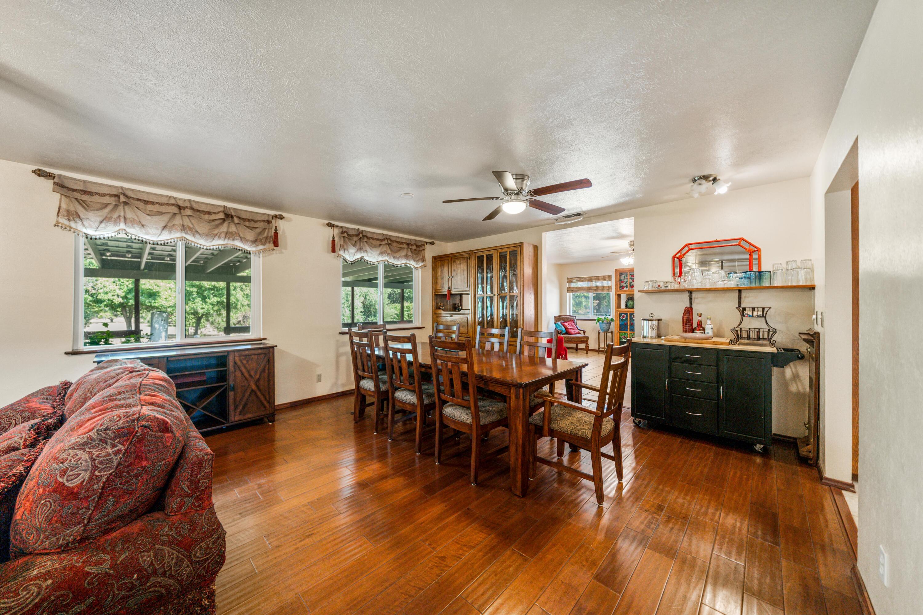 property viewer photo 12