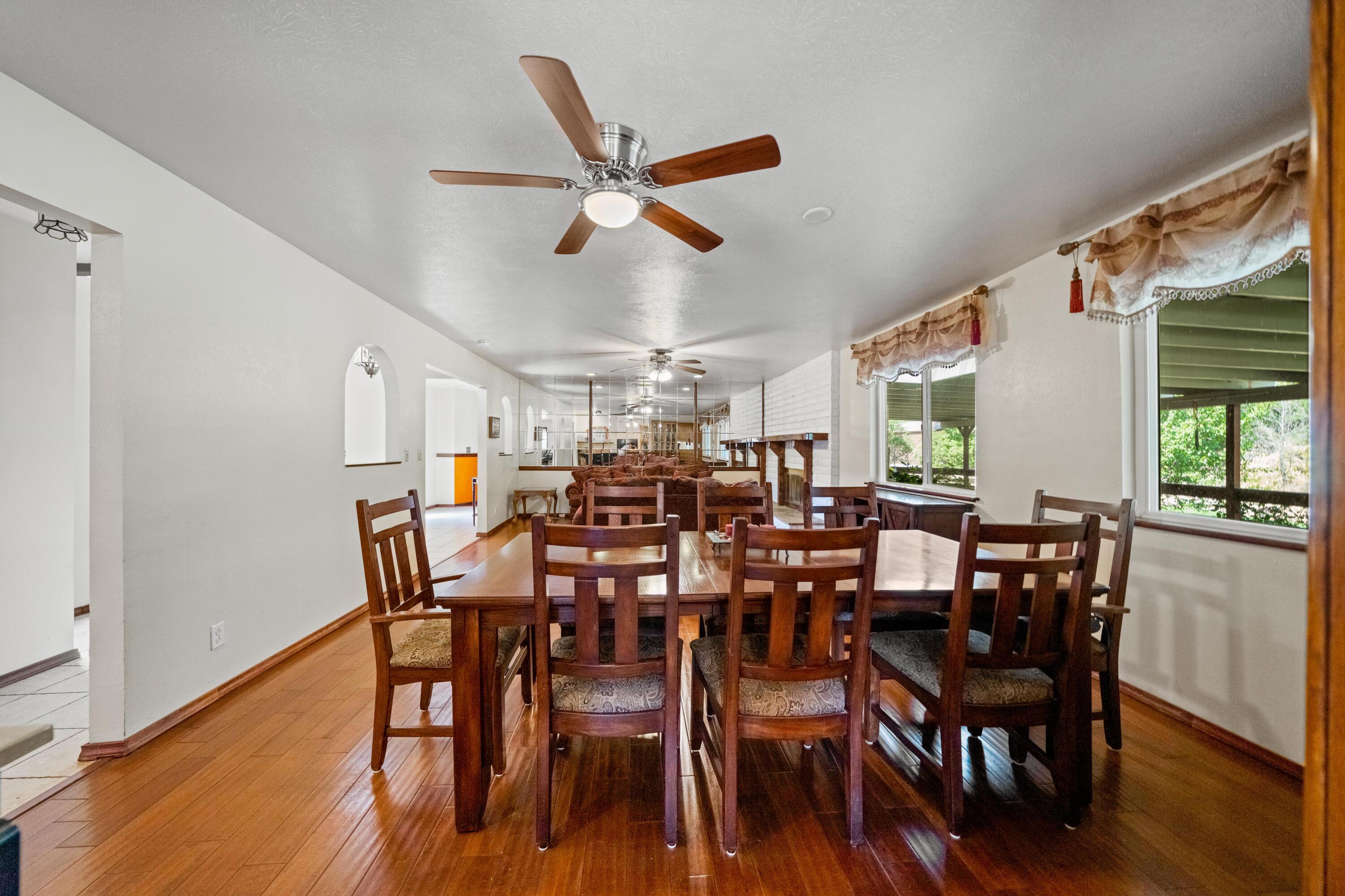 property viewer photo 13