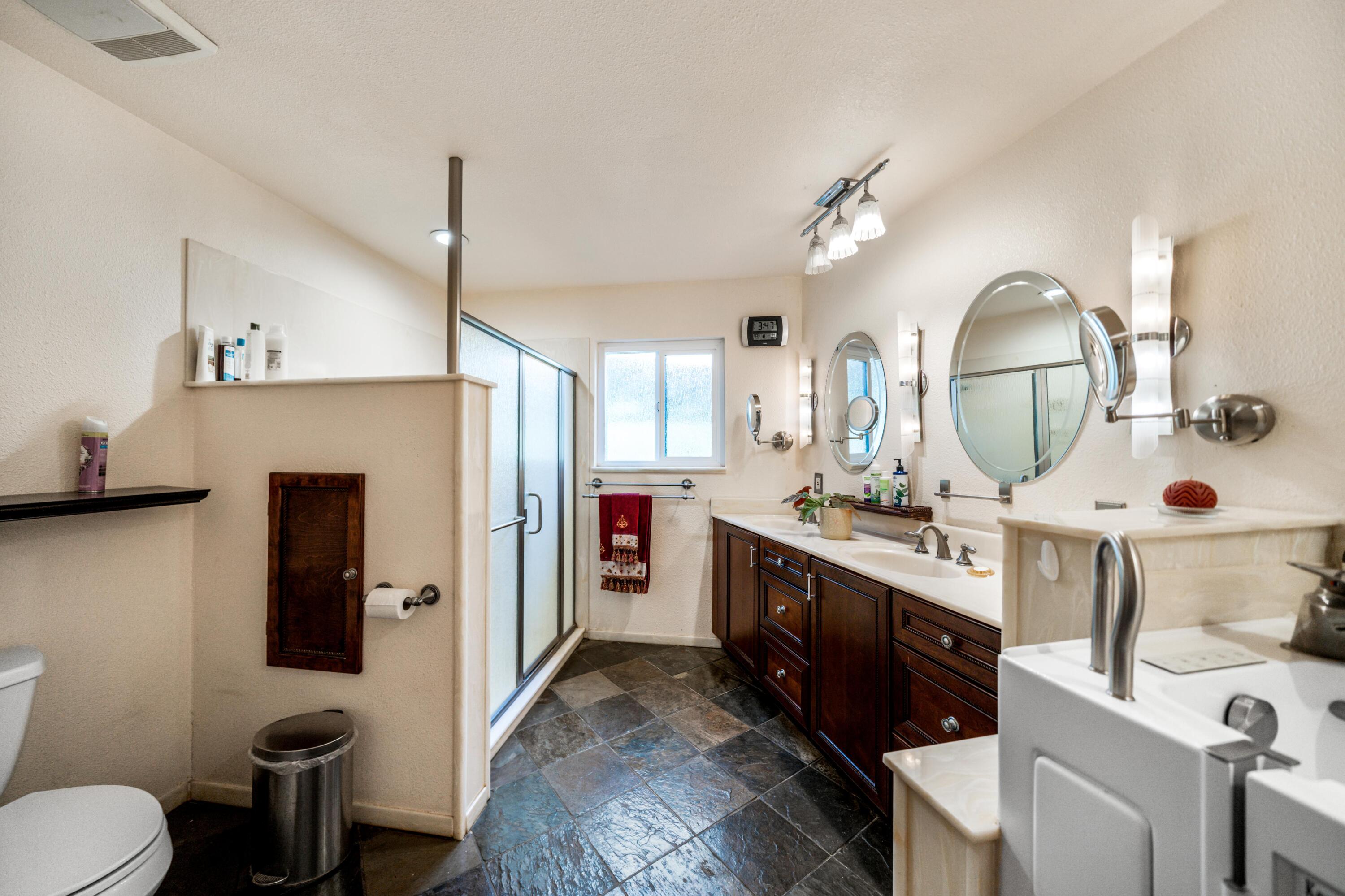 property viewer photo 21