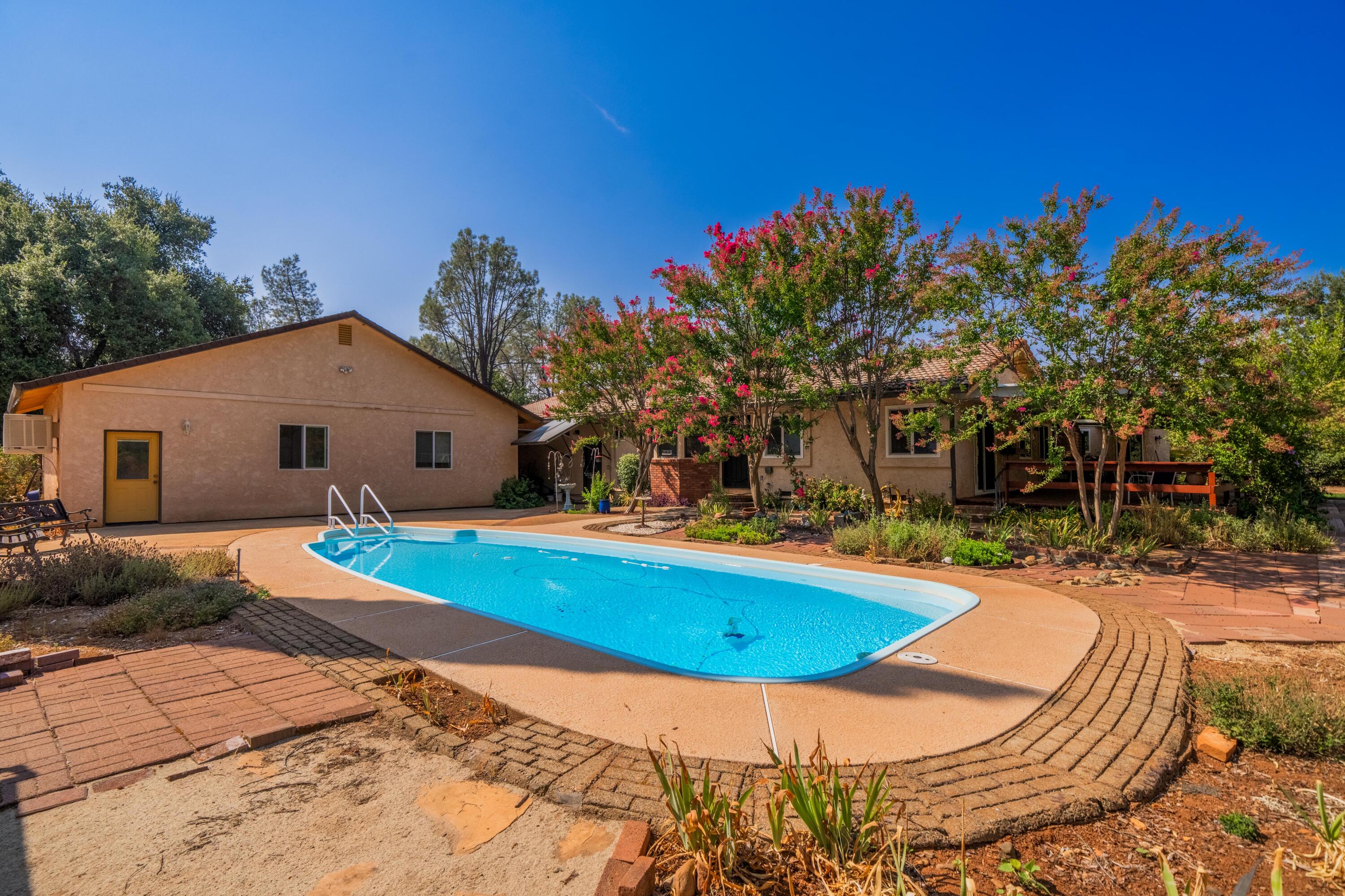 property viewer photo 29