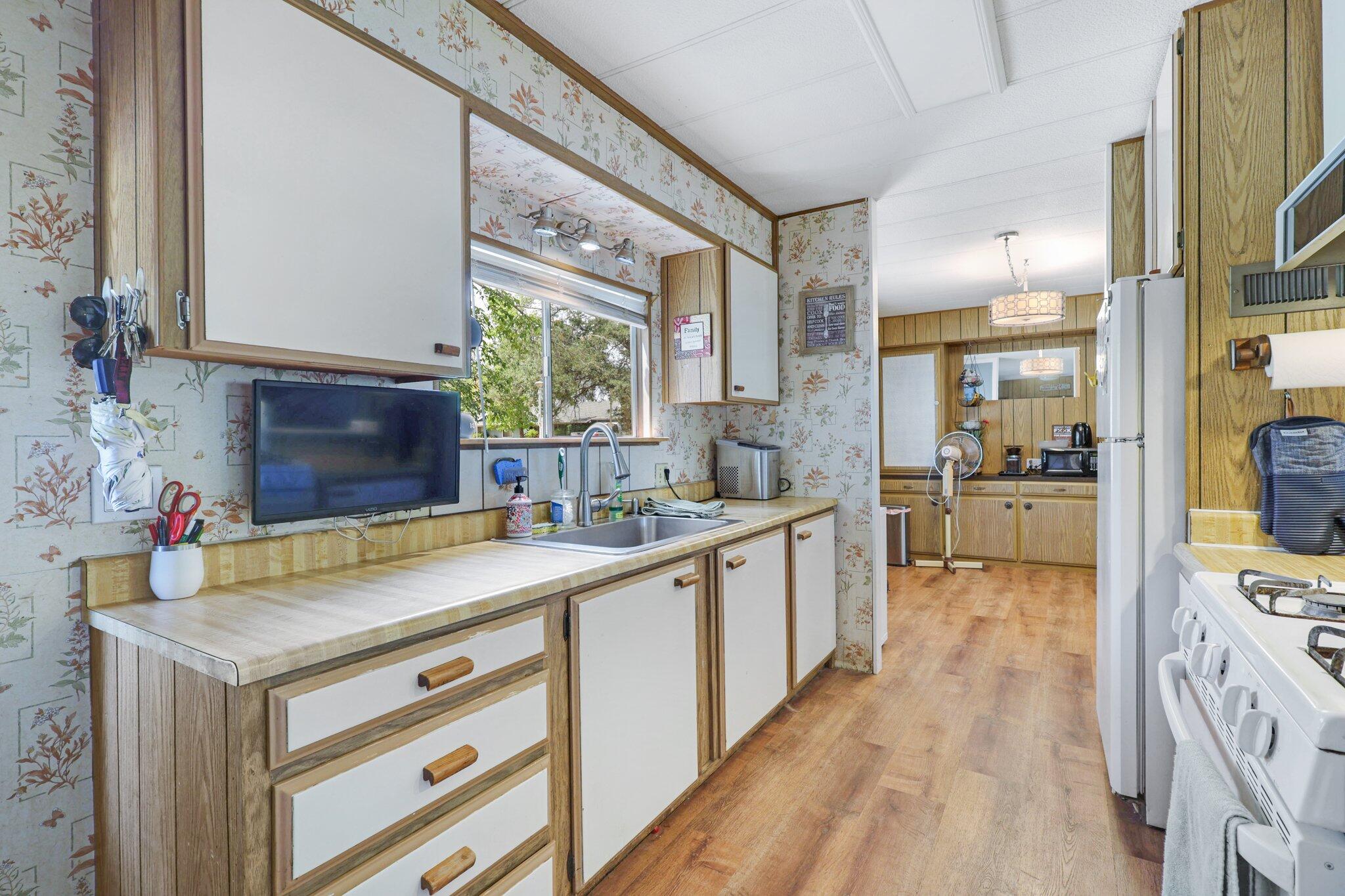 property viewer photo 12
