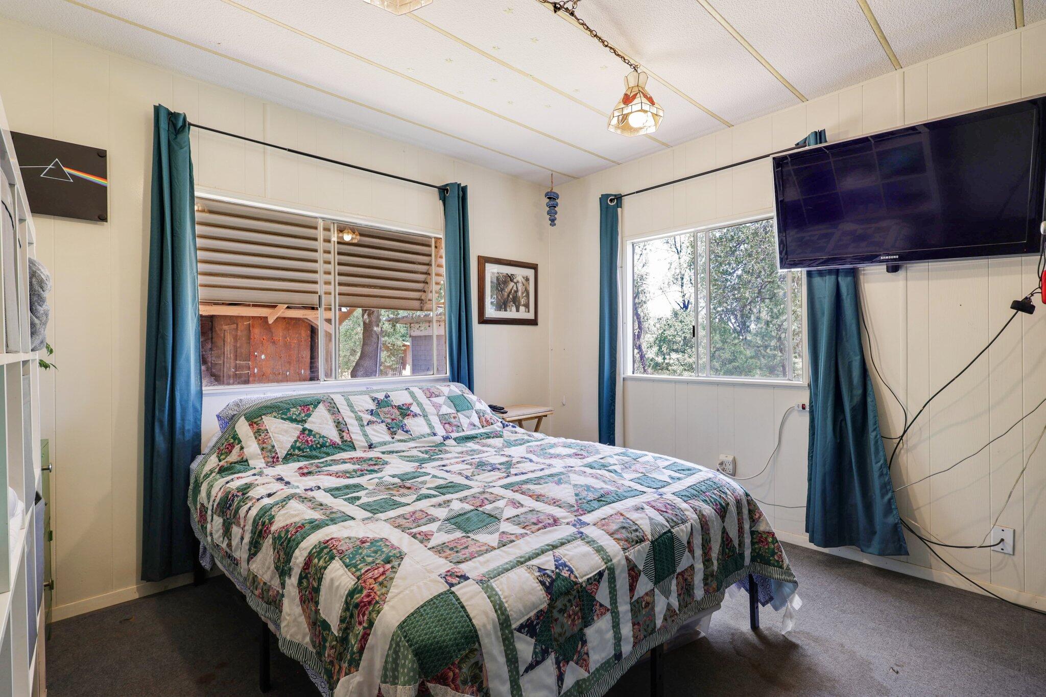 property viewer photo 18