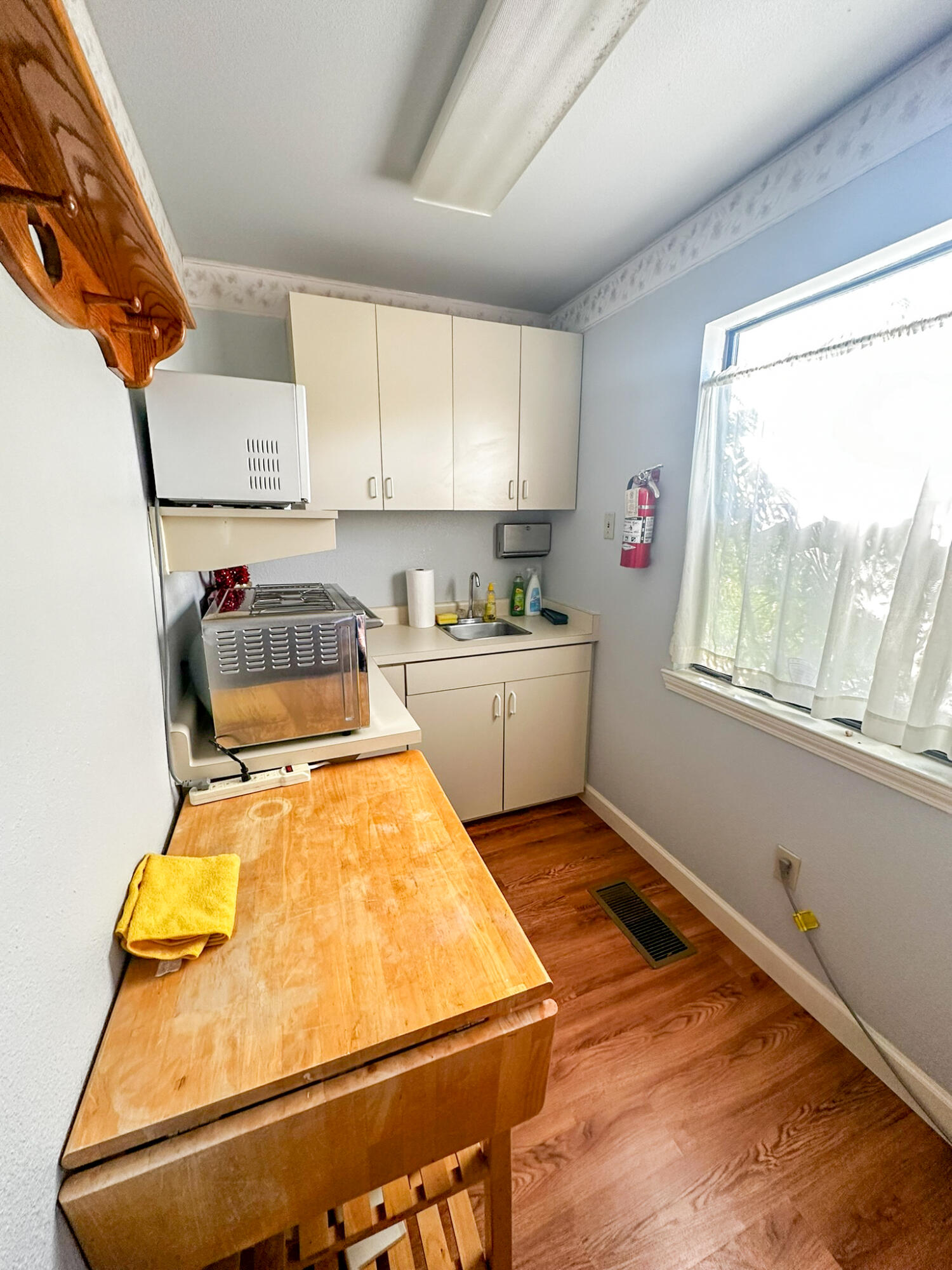 property viewer photo 2