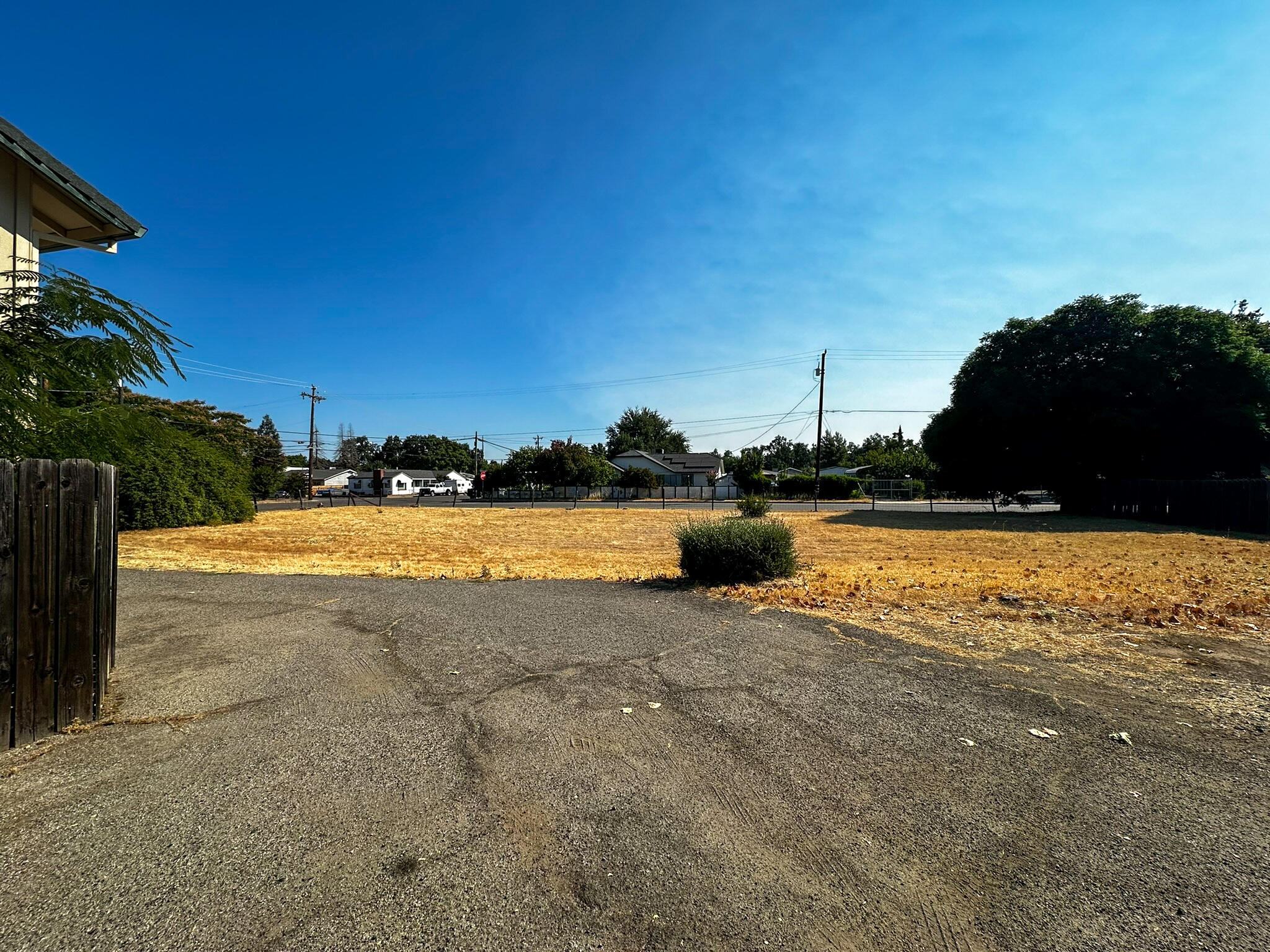 property viewer photo 6