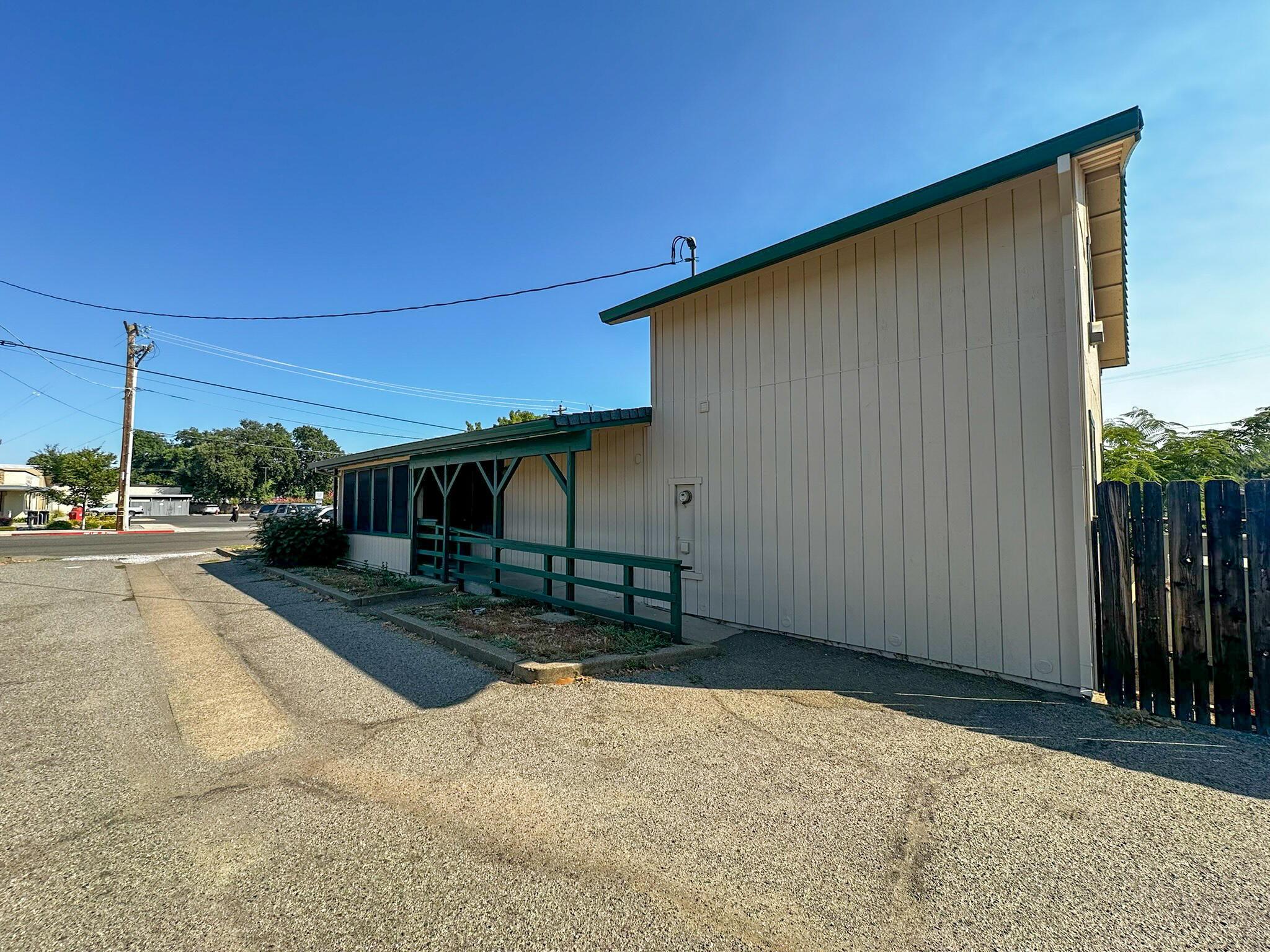 property viewer photo 9