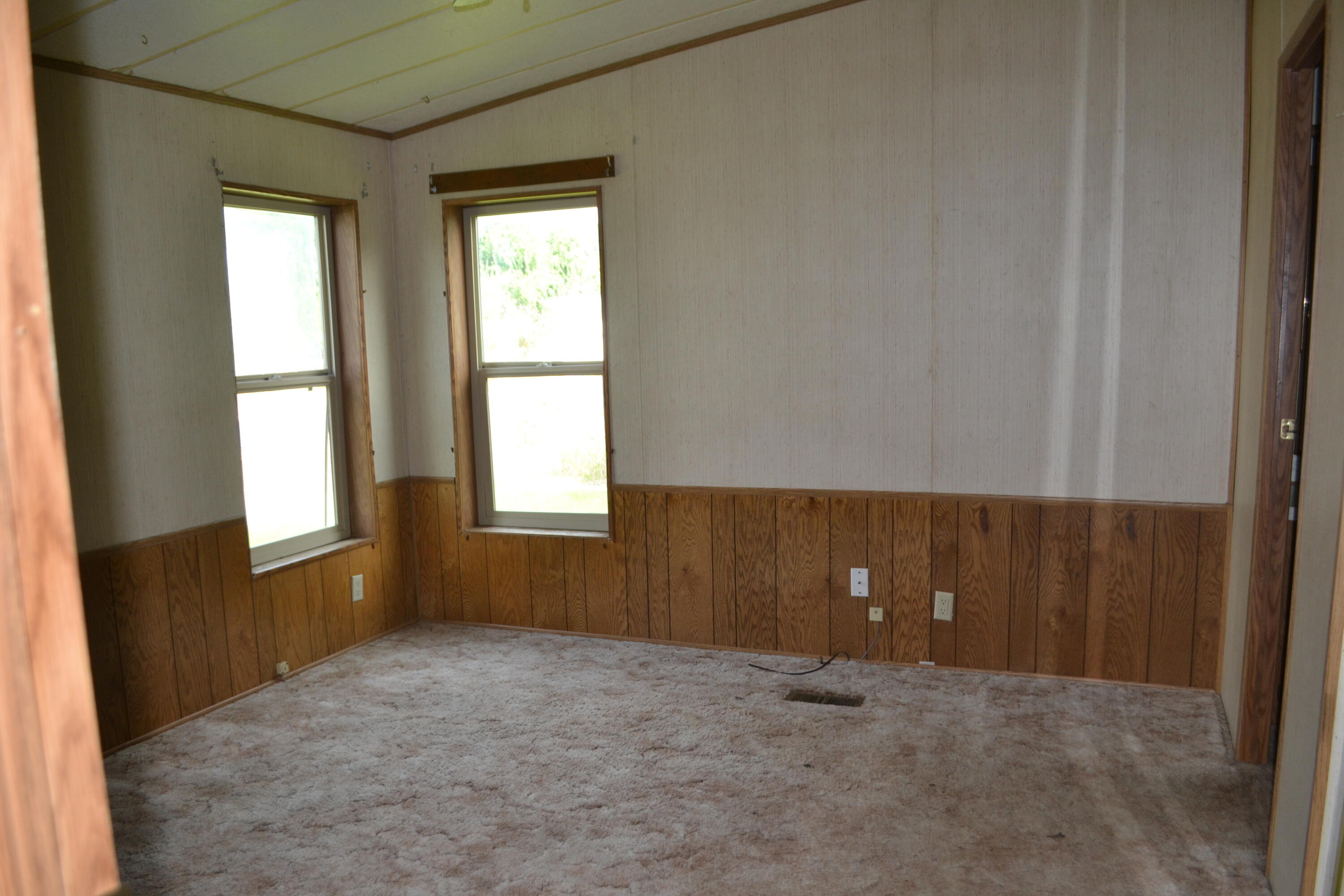 property viewer photo 3