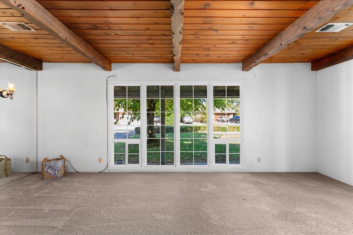 property viewer photo 13