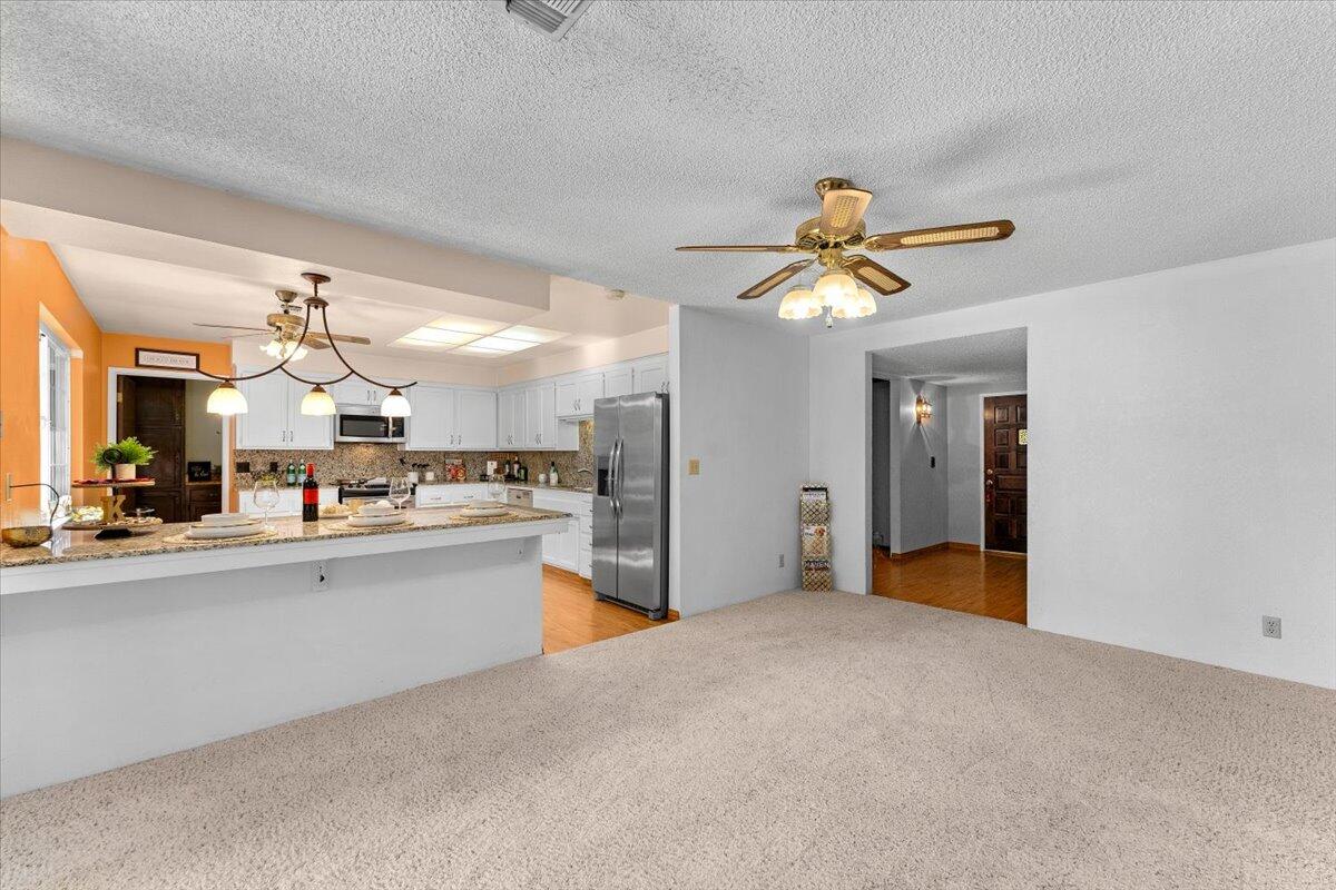 property viewer photo 16