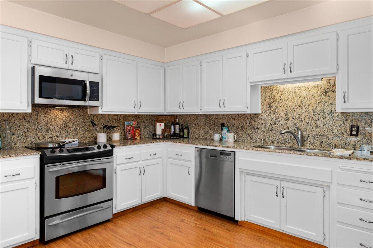 property viewer photo 19