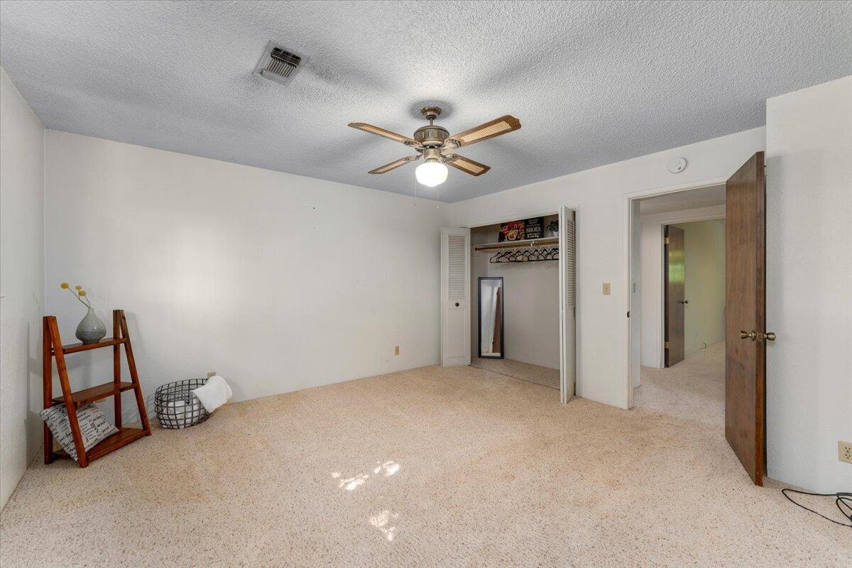 property viewer photo 24