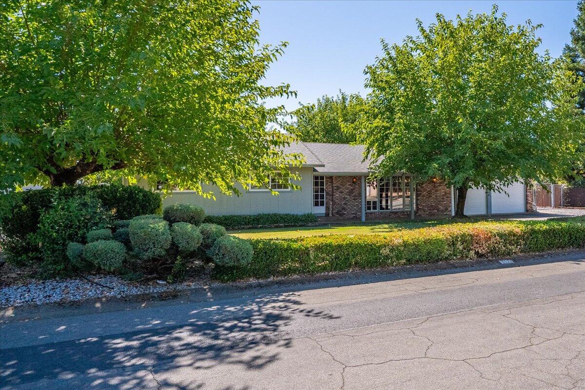 property viewer photo 3
