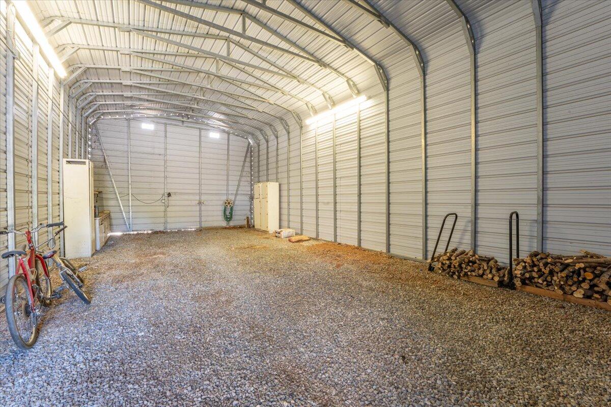 property viewer photo 46