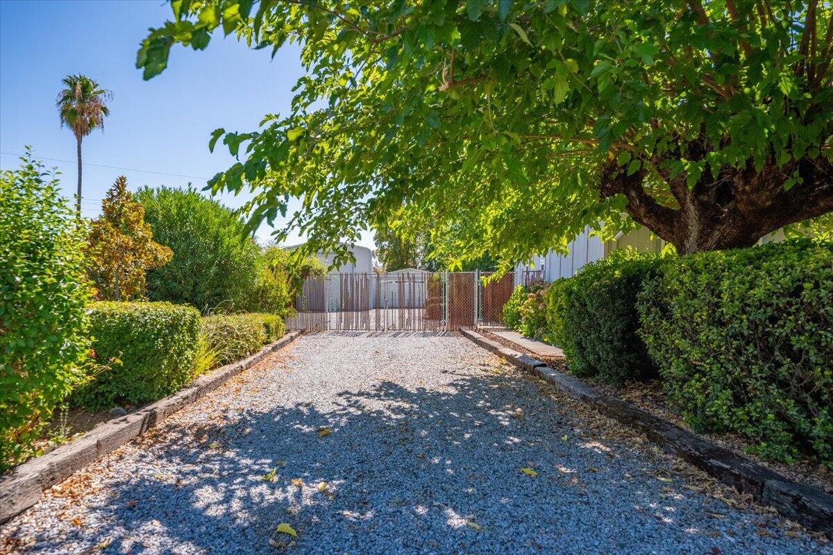 property viewer photo 53
