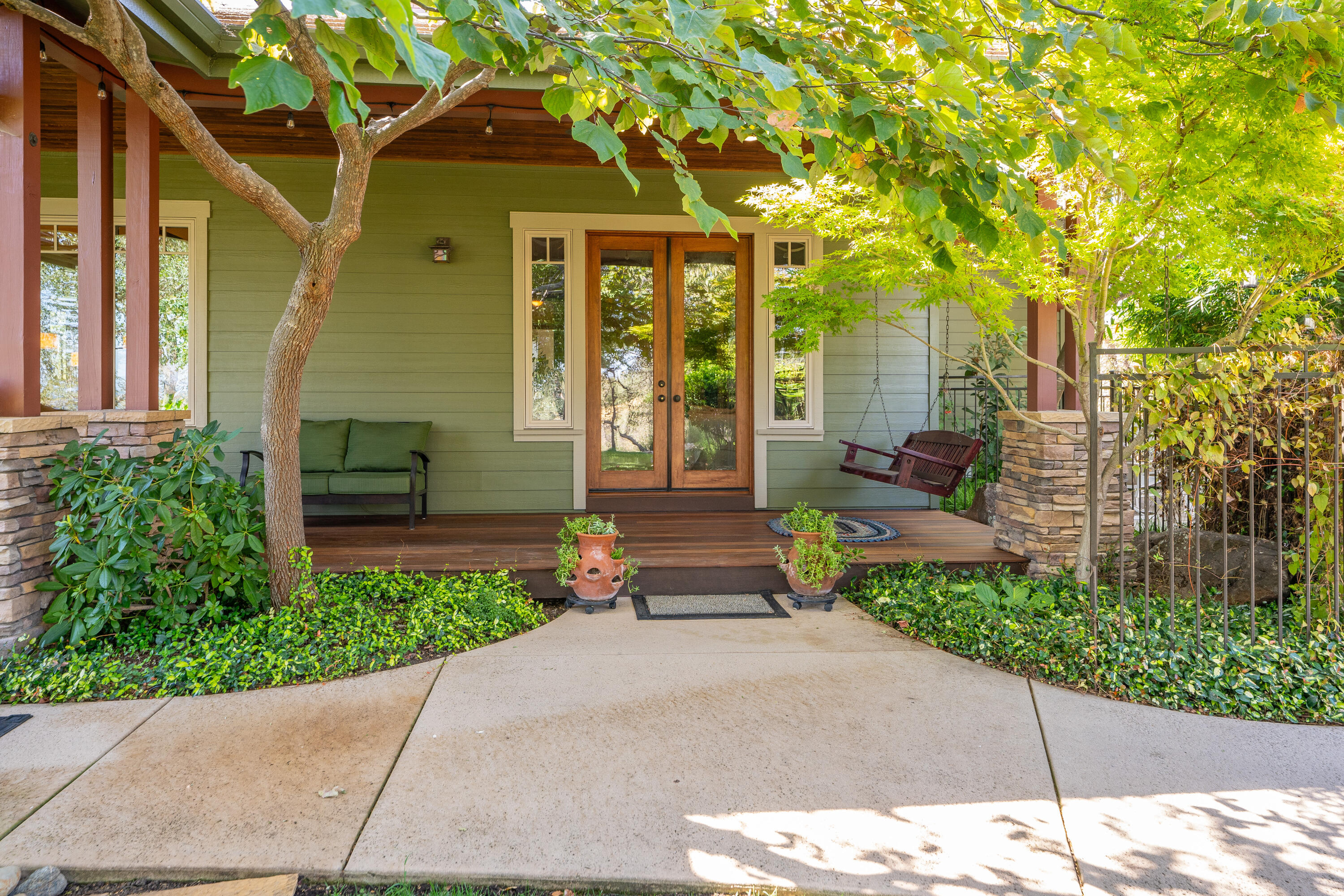 property viewer photo 20
