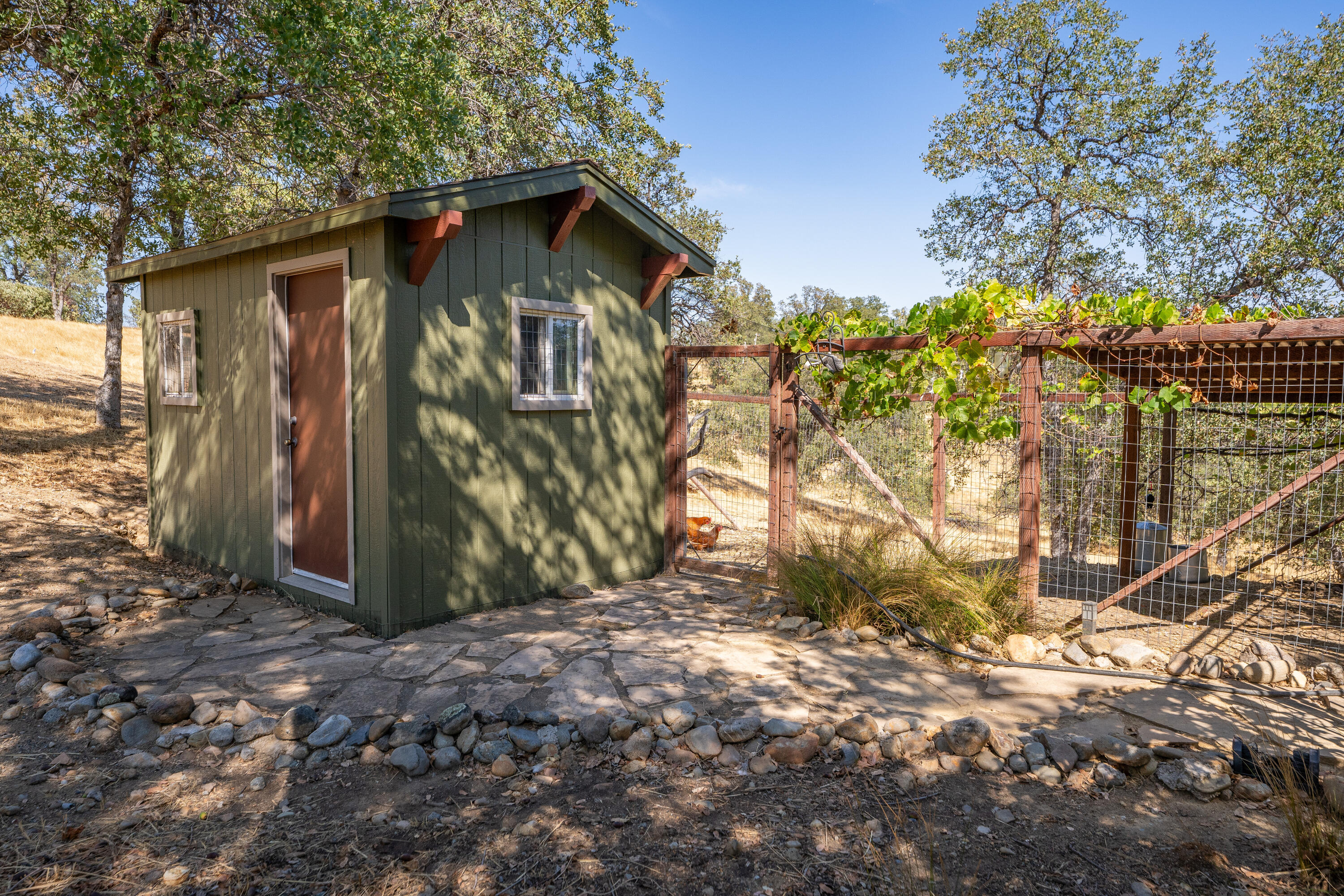 property viewer photo 30