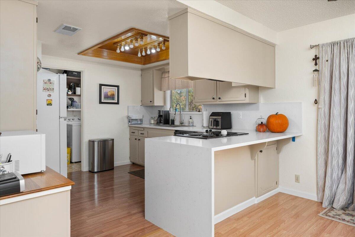 property viewer photo 11