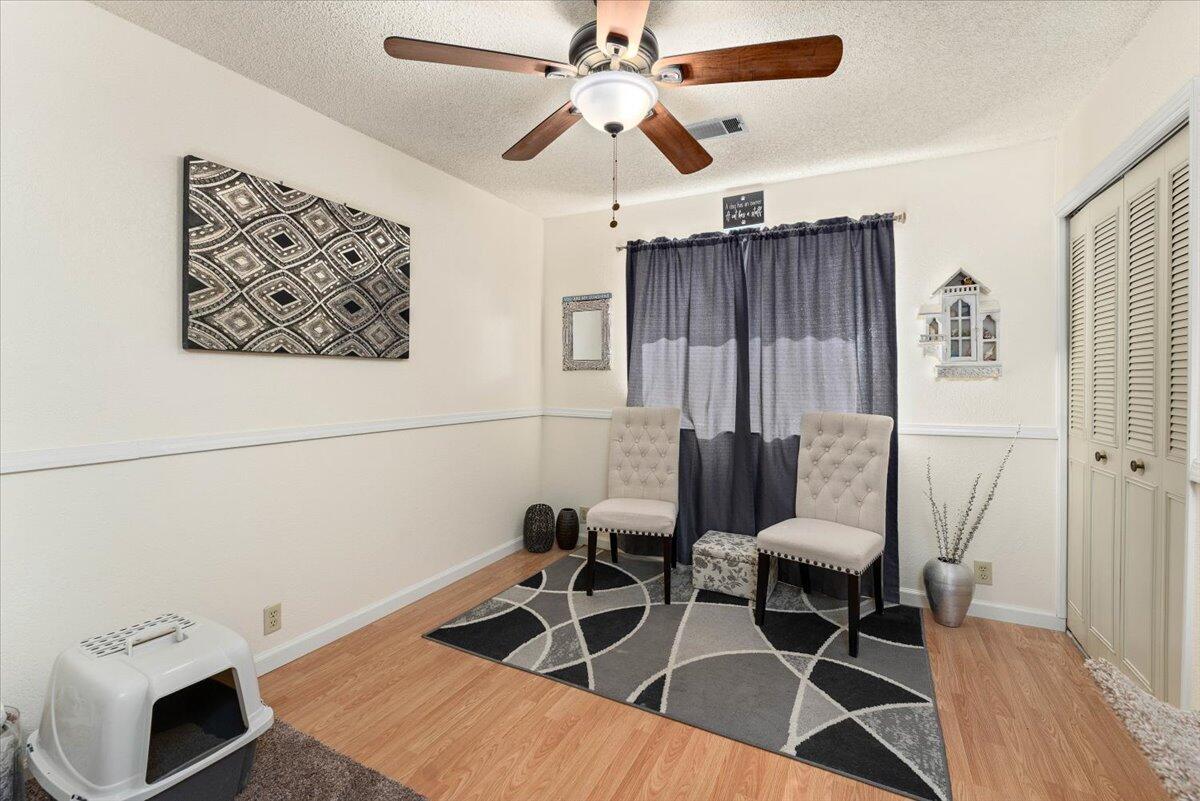 property viewer photo 22