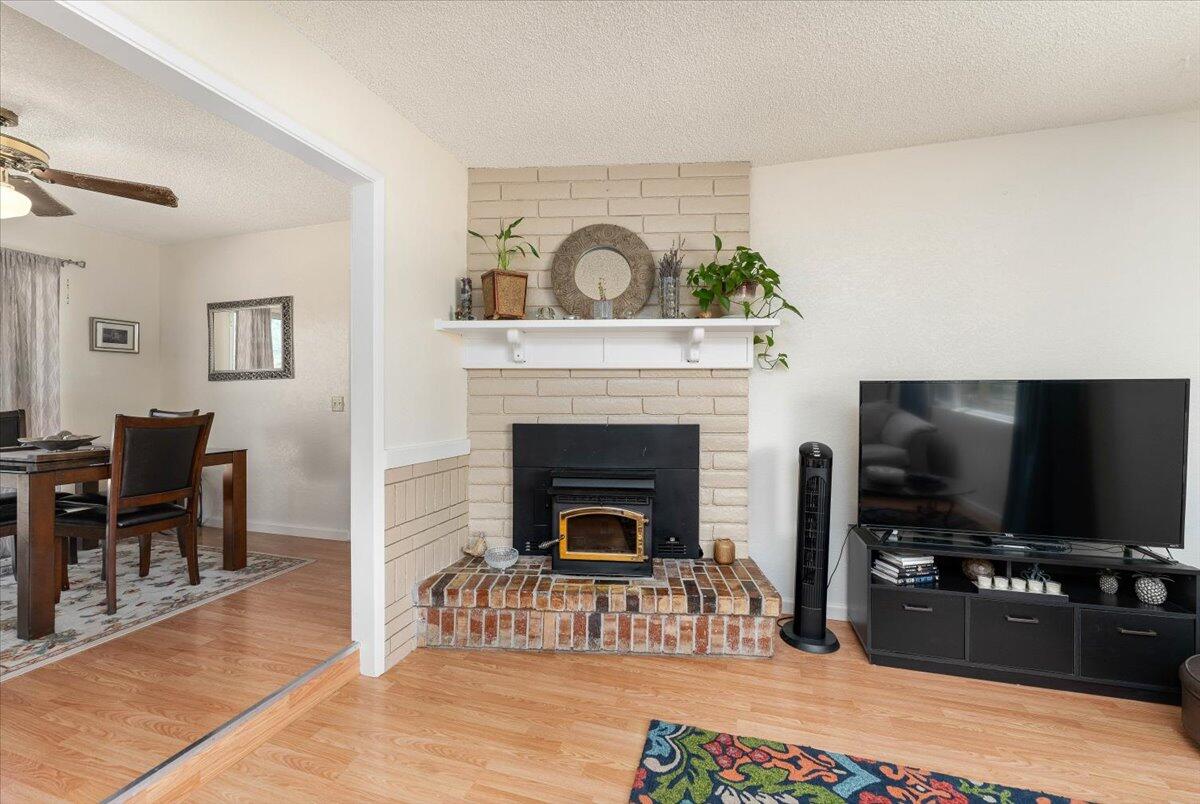 property viewer photo 7