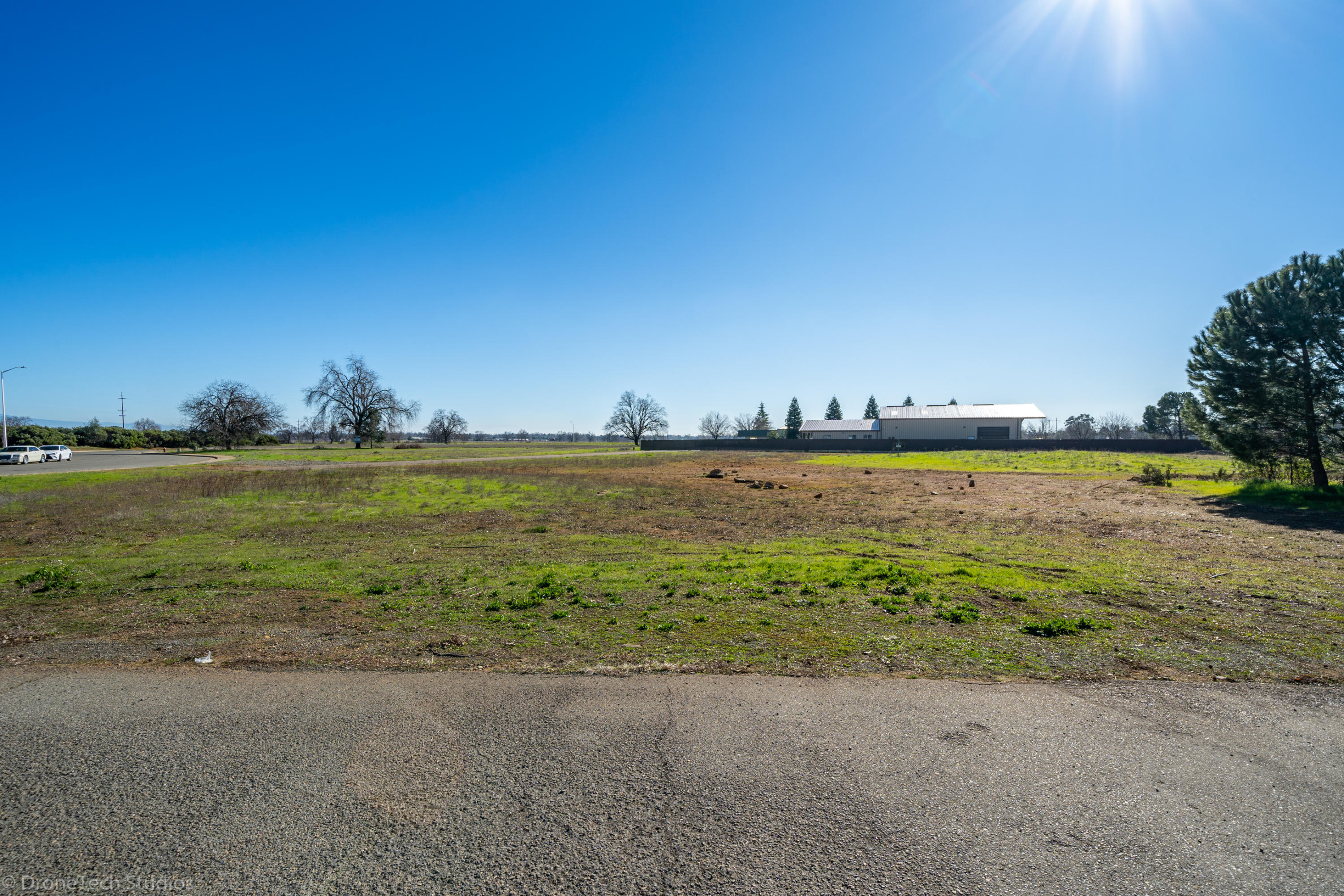 main property photo 6