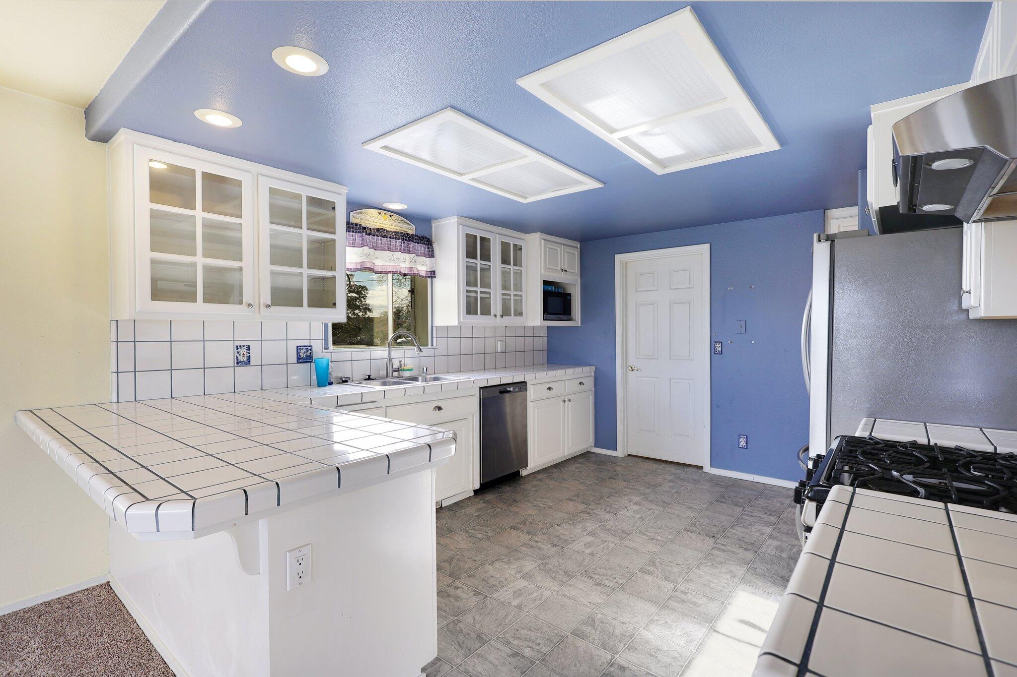 property viewer photo 10
