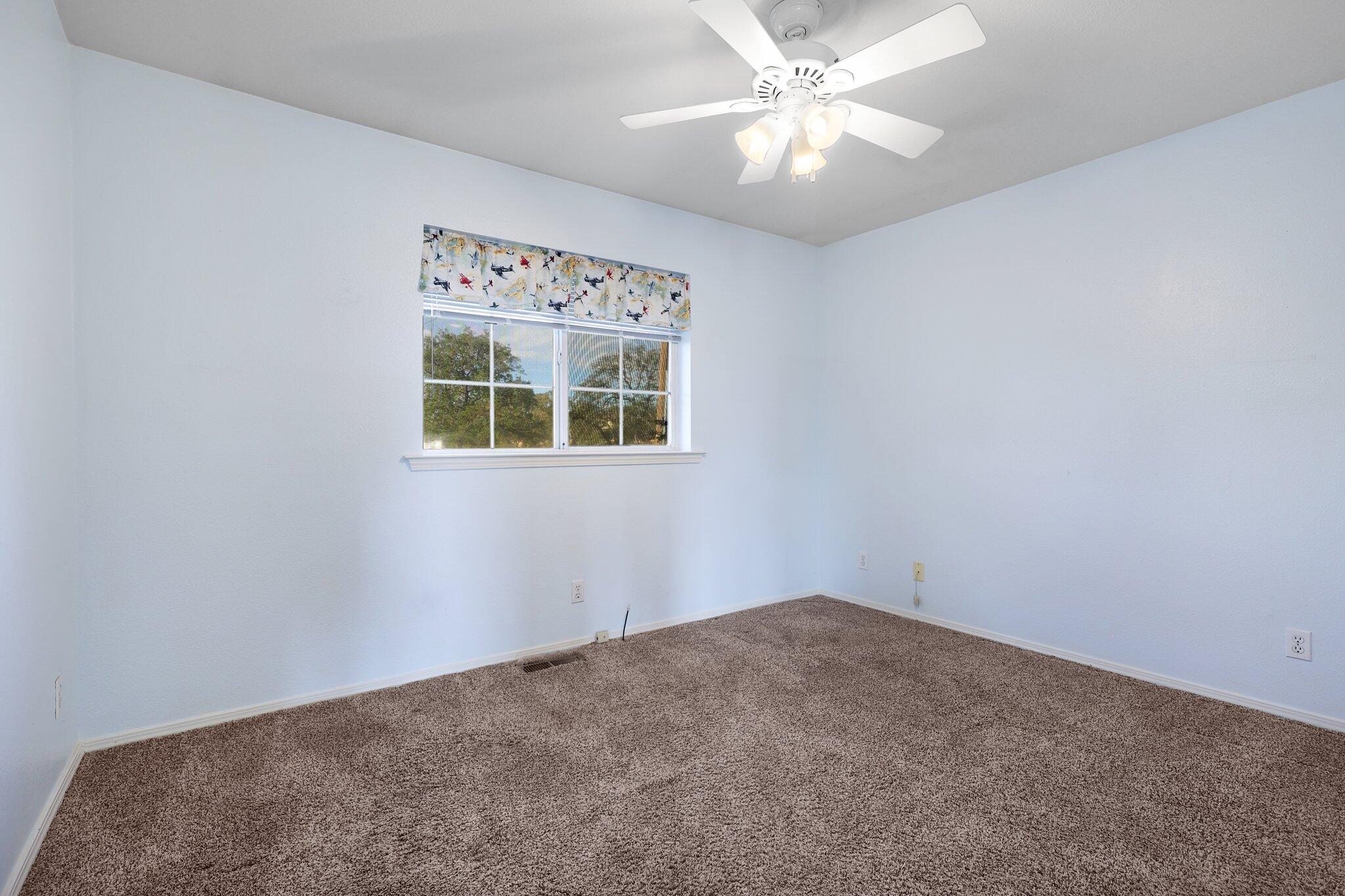 property viewer photo 19