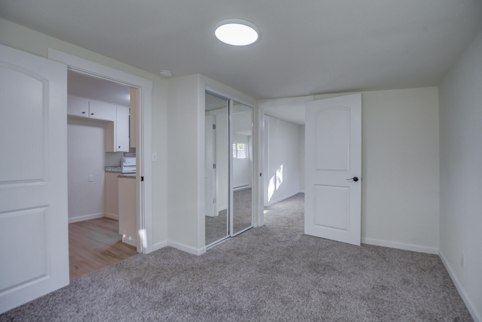 property viewer photo 13