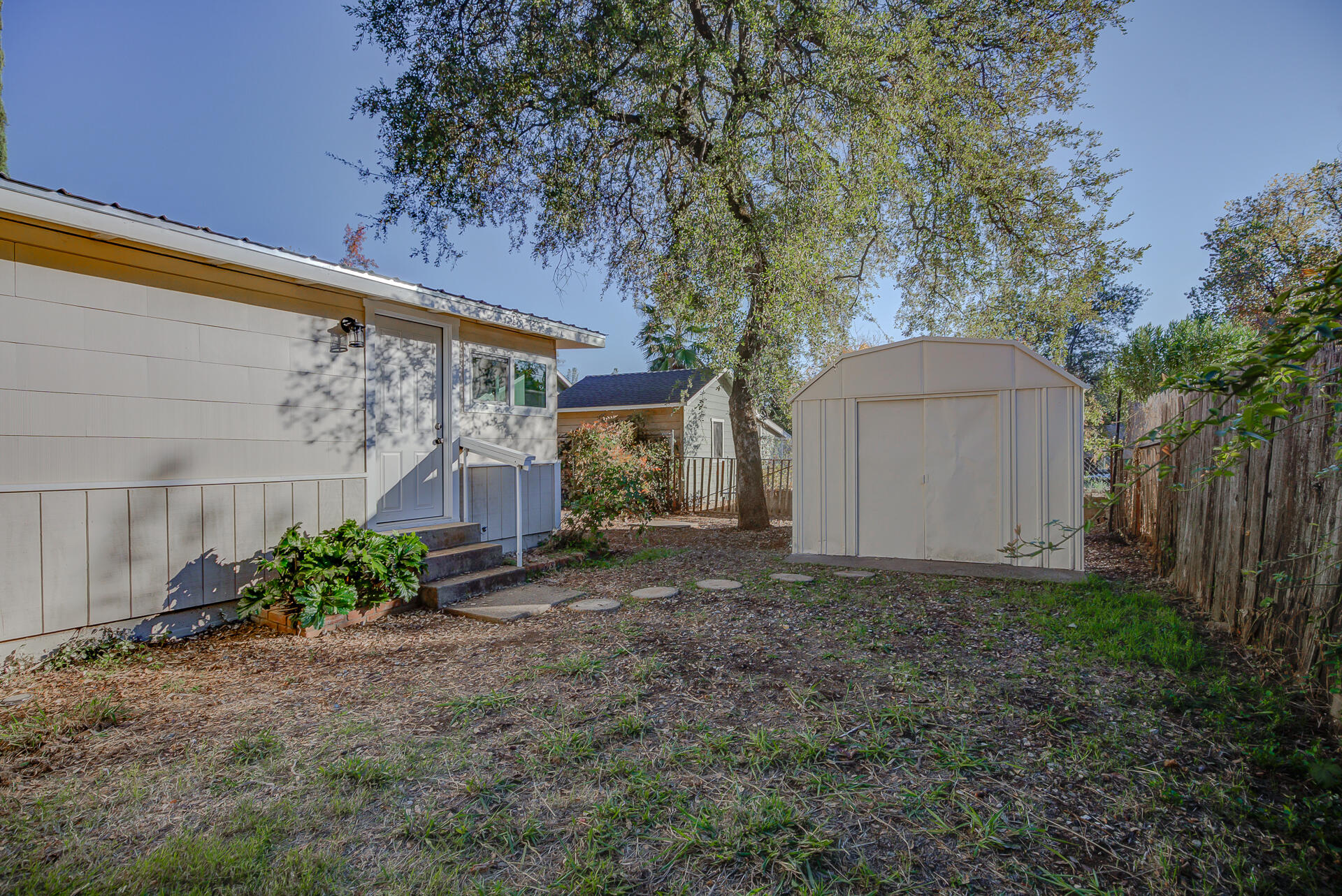 property viewer photo 19