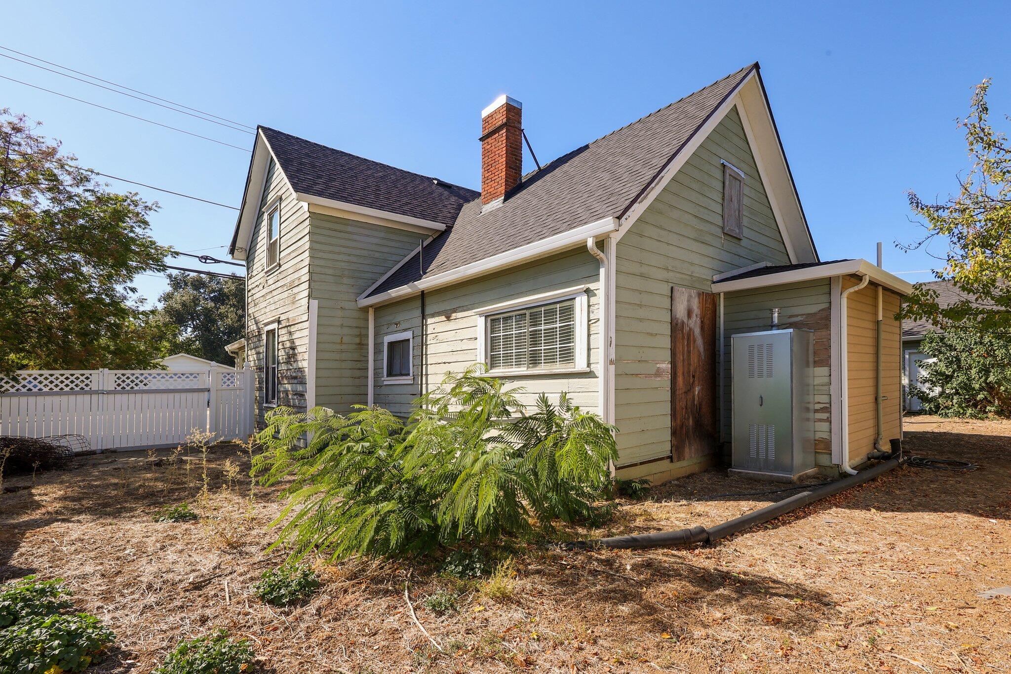 main property photo 26