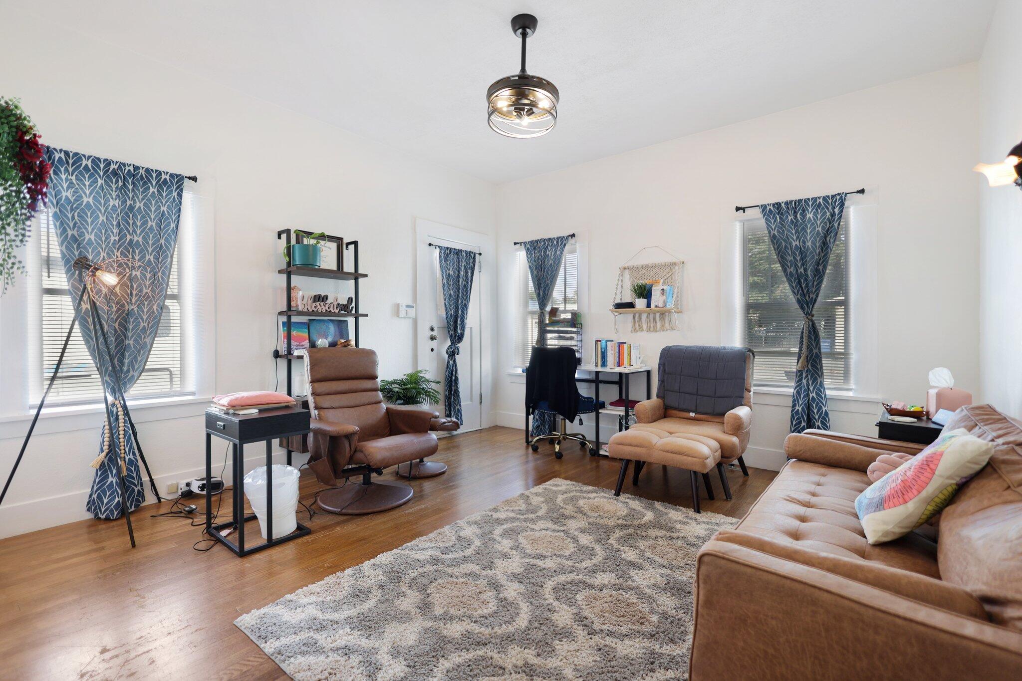 property viewer photo 12